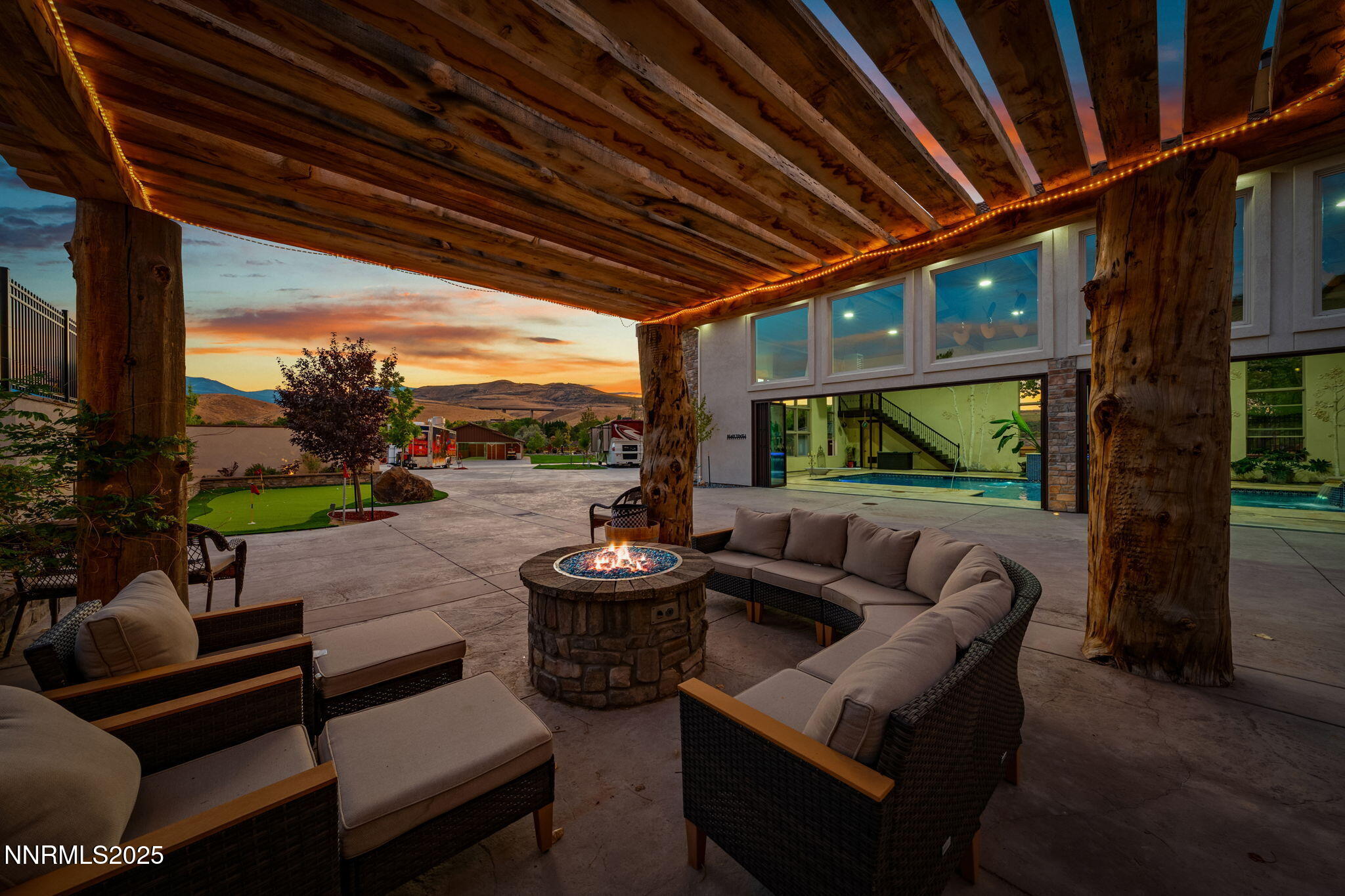 38-web-or-mls-DS202247