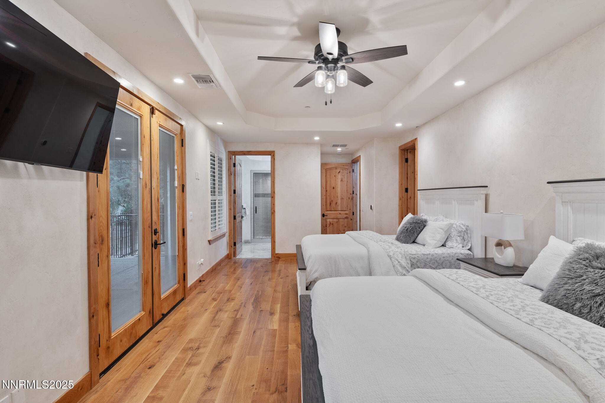 190-web-or-mls-DS201329