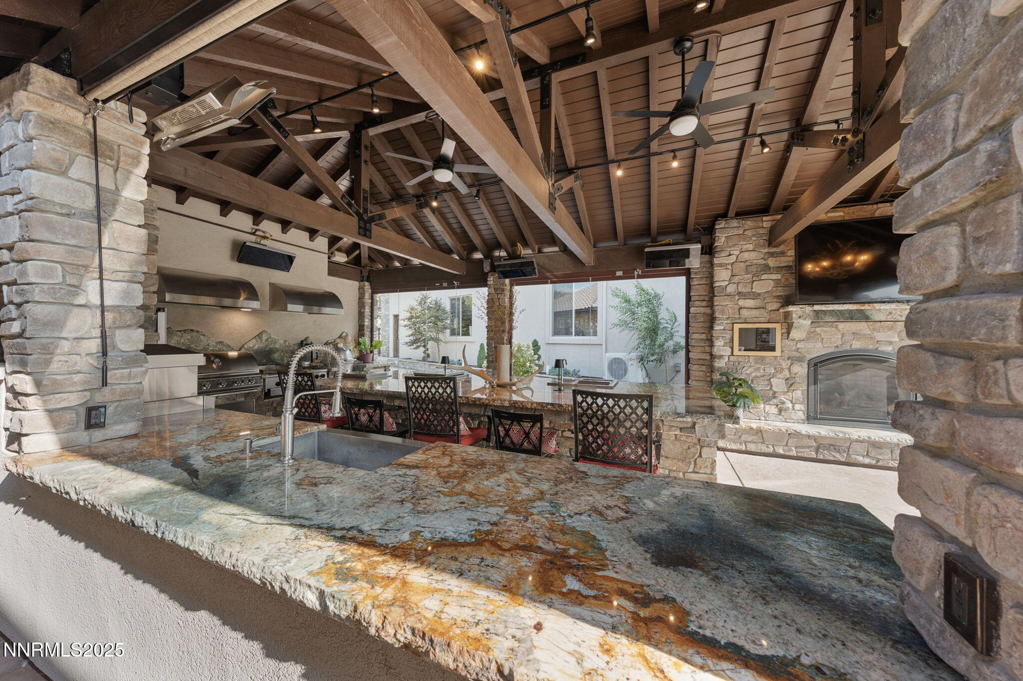 246-web-or-mls-DS203069