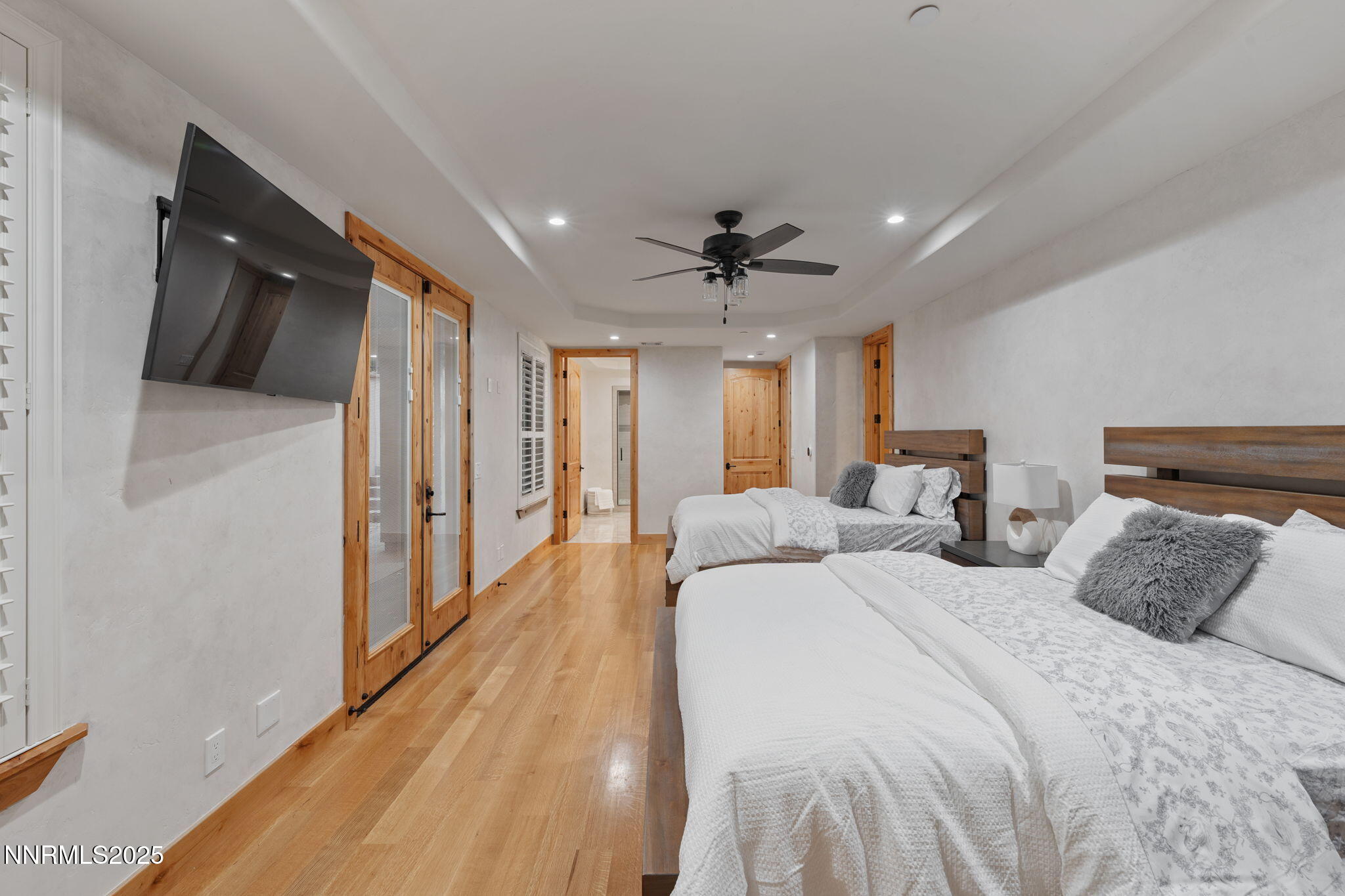 158-web-or-mls-DS201169