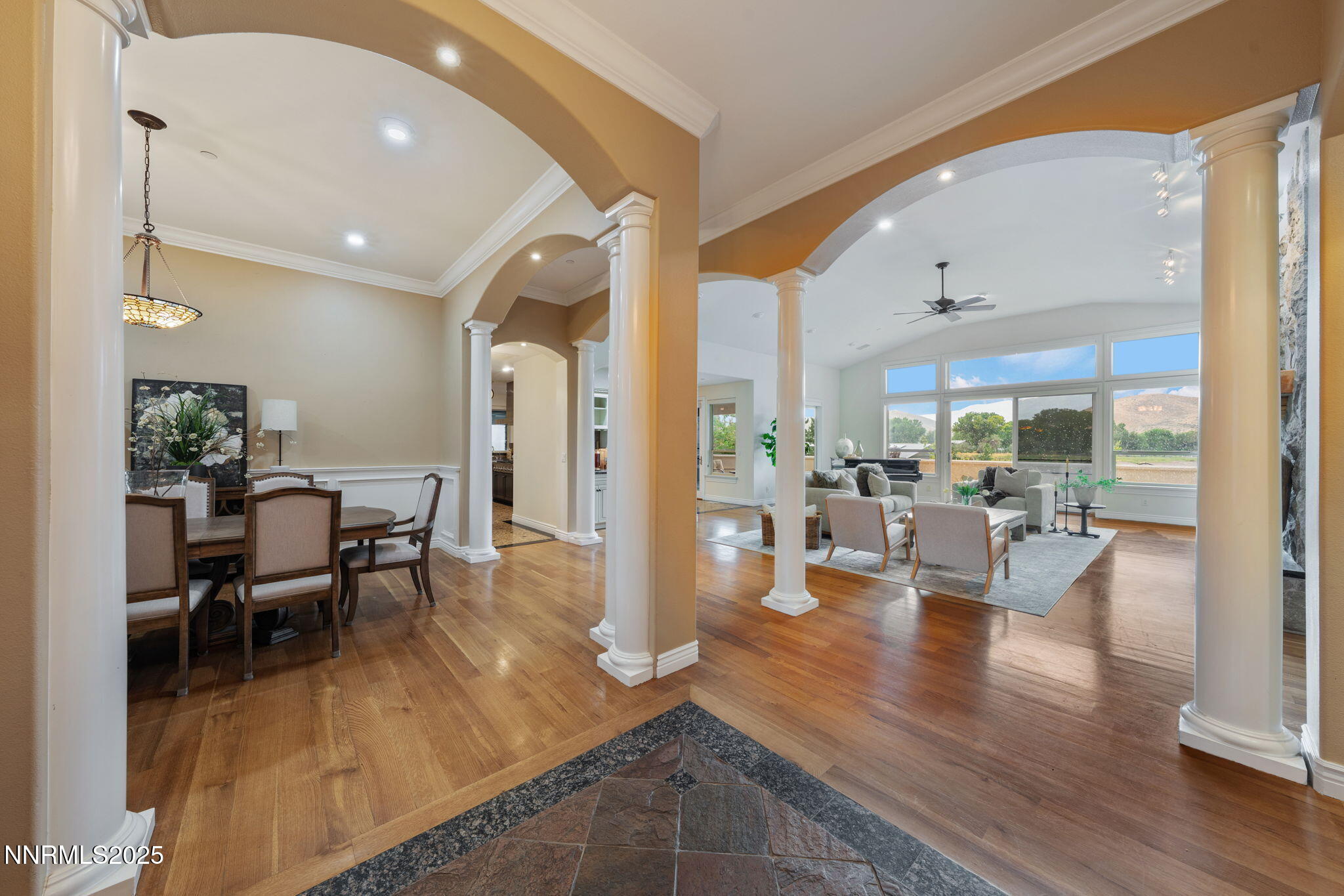 214-web-or-mls-DS201459