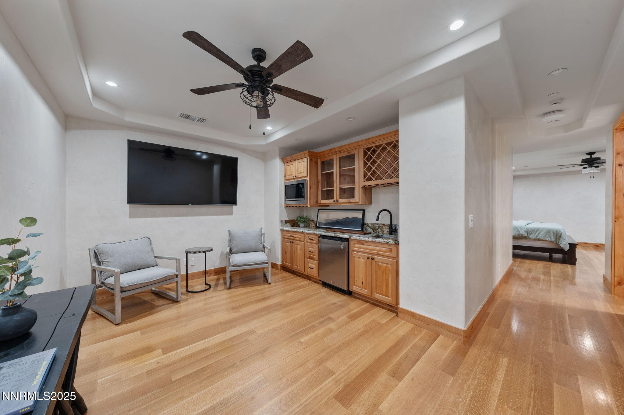 148-web-or-mls-DS201119