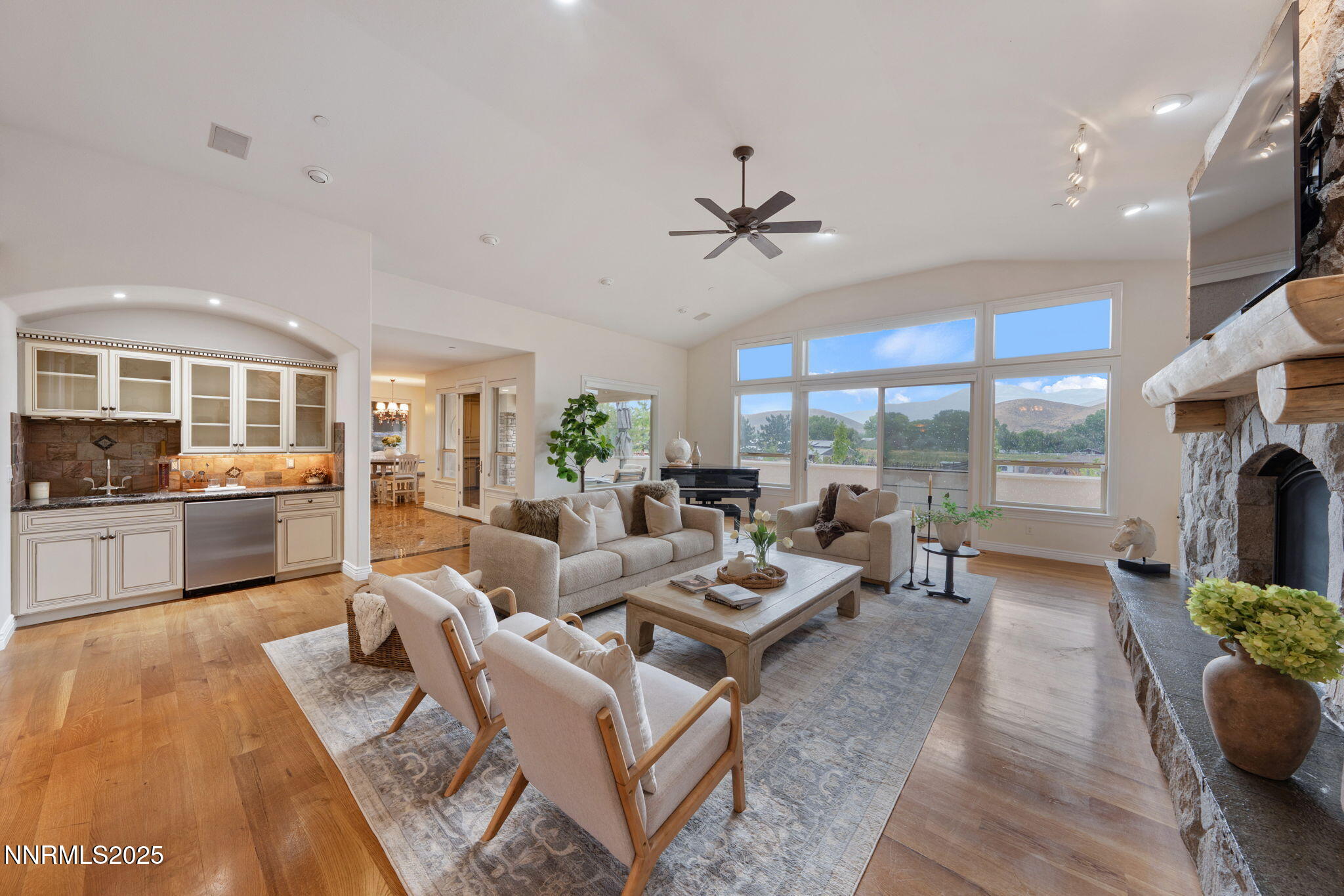 217-web-or-mls-DS201474