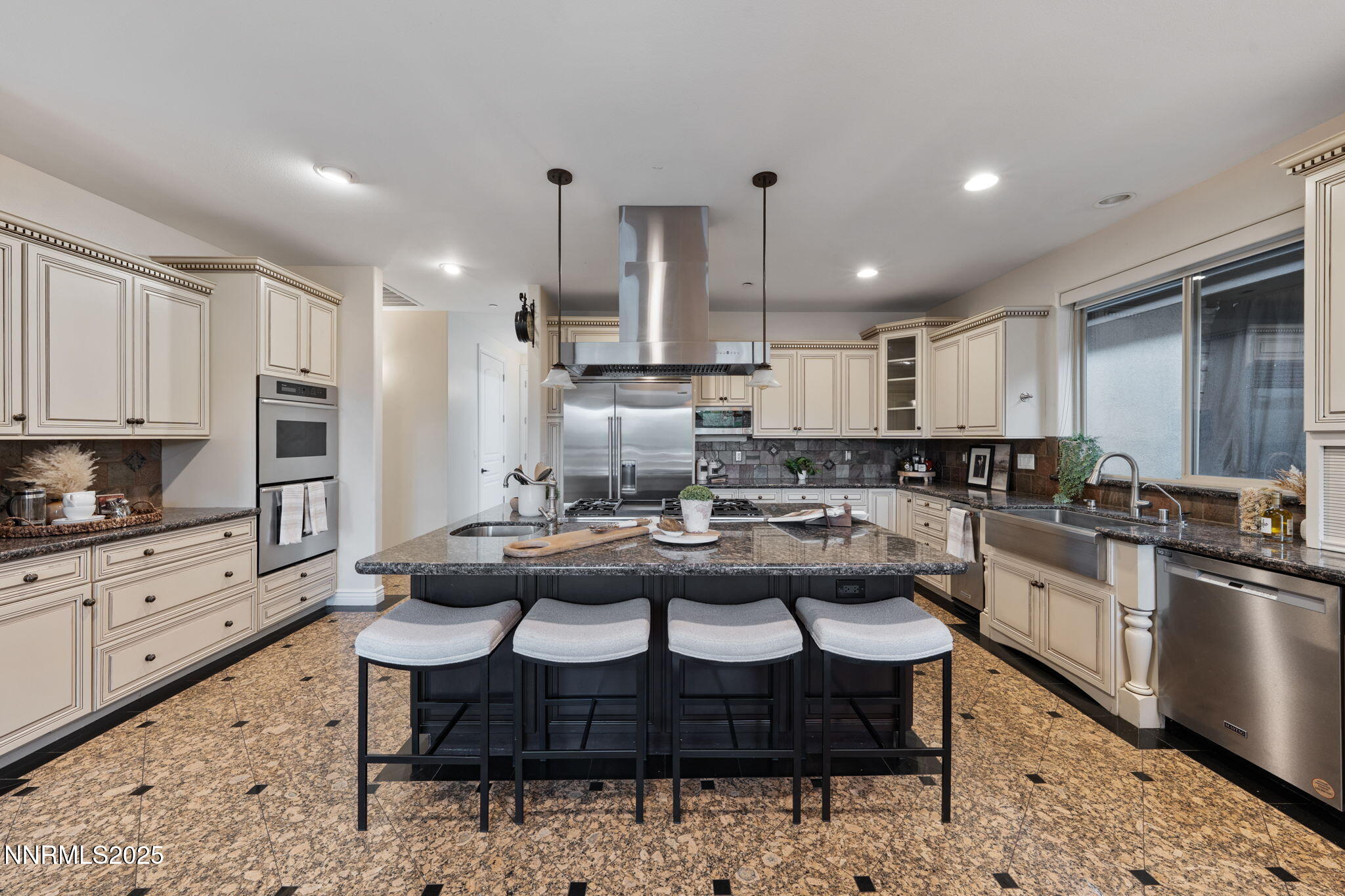 K225-web-or-mls-DS201519