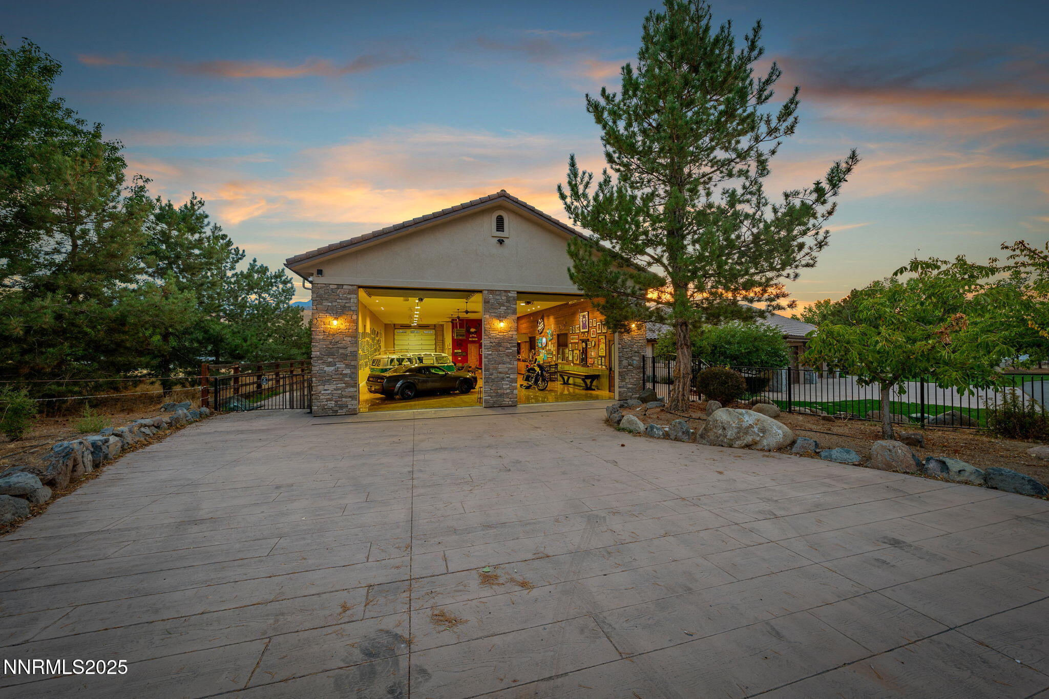 58-web-or-mls-DS203589