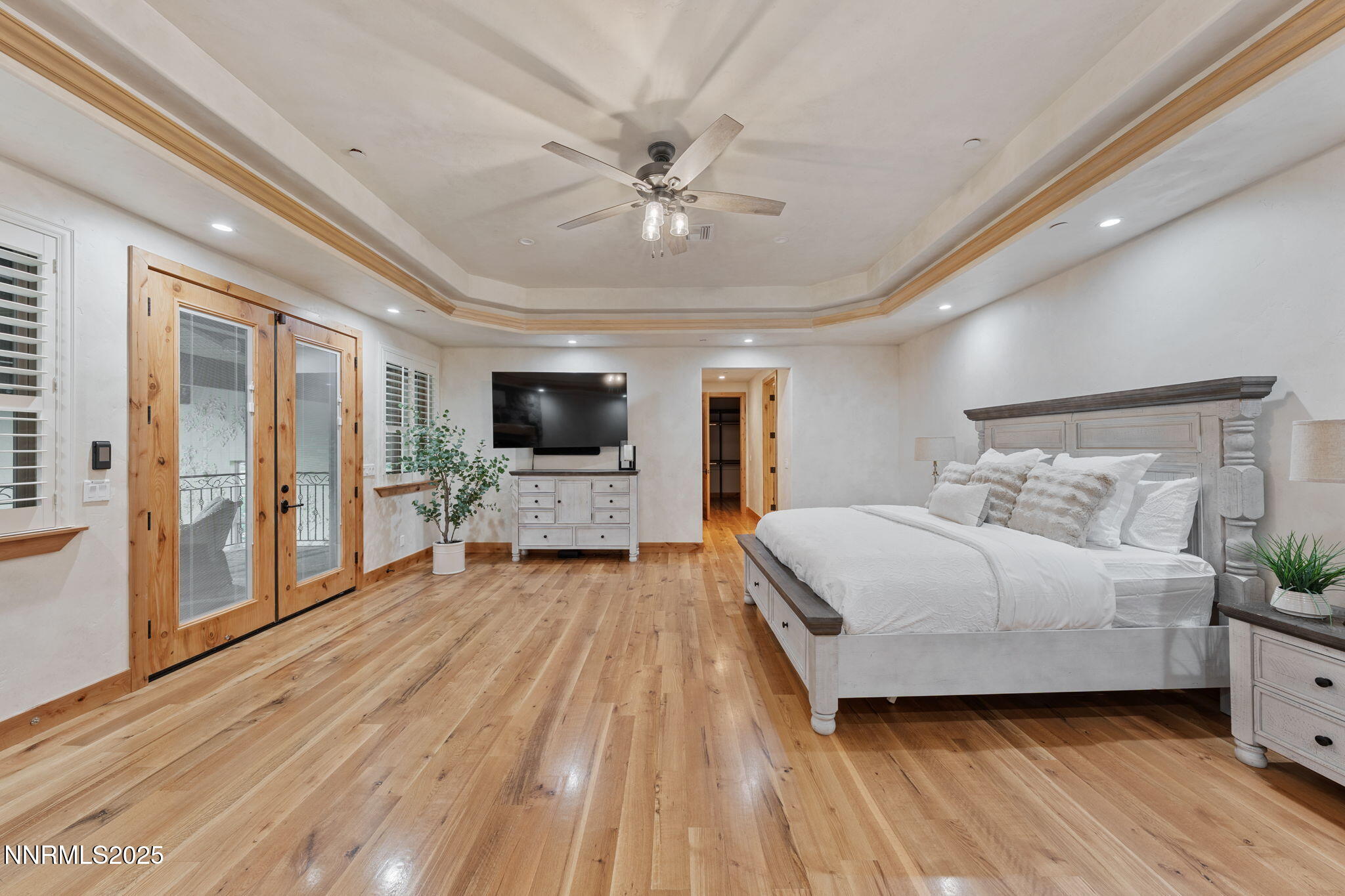 166-web-or-mls-DS201209