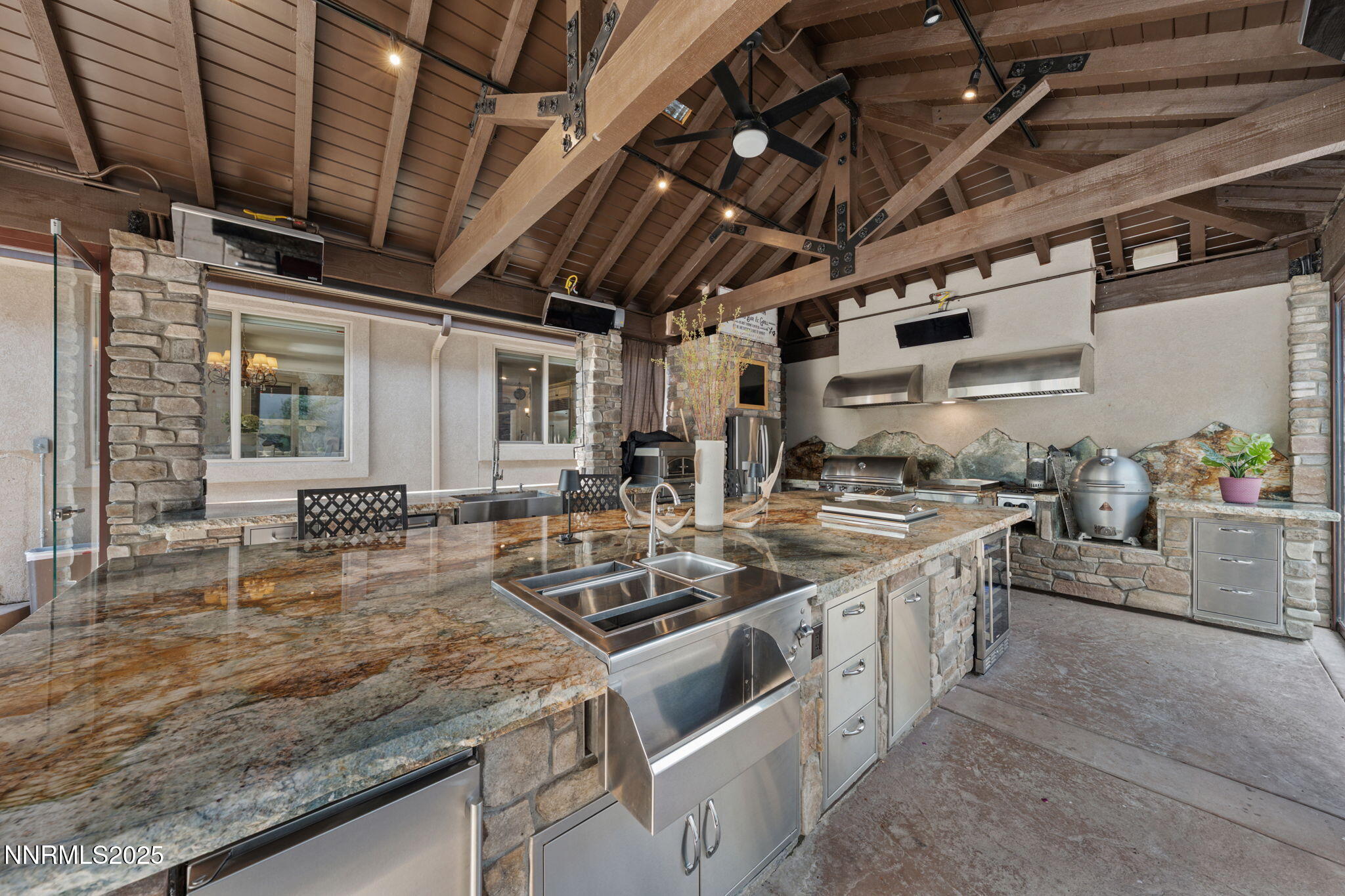 249-web-or-mls-DS203089