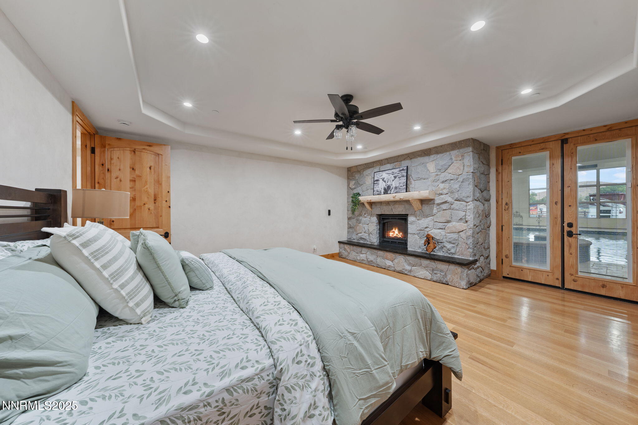 144-web-or-mls-DS201099