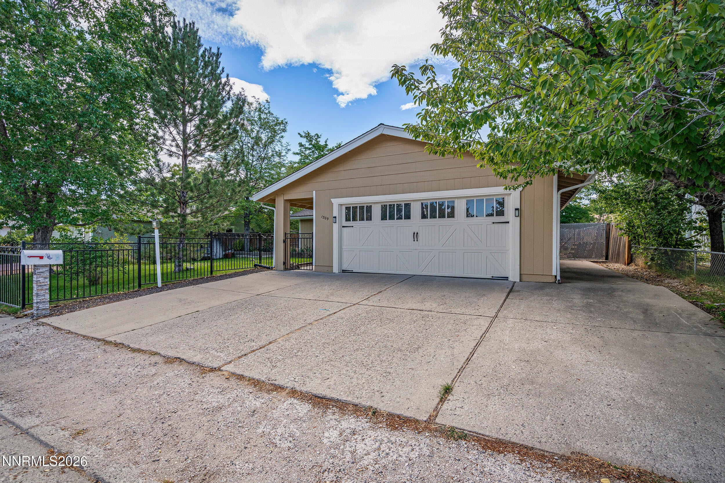 1309 Calico Street