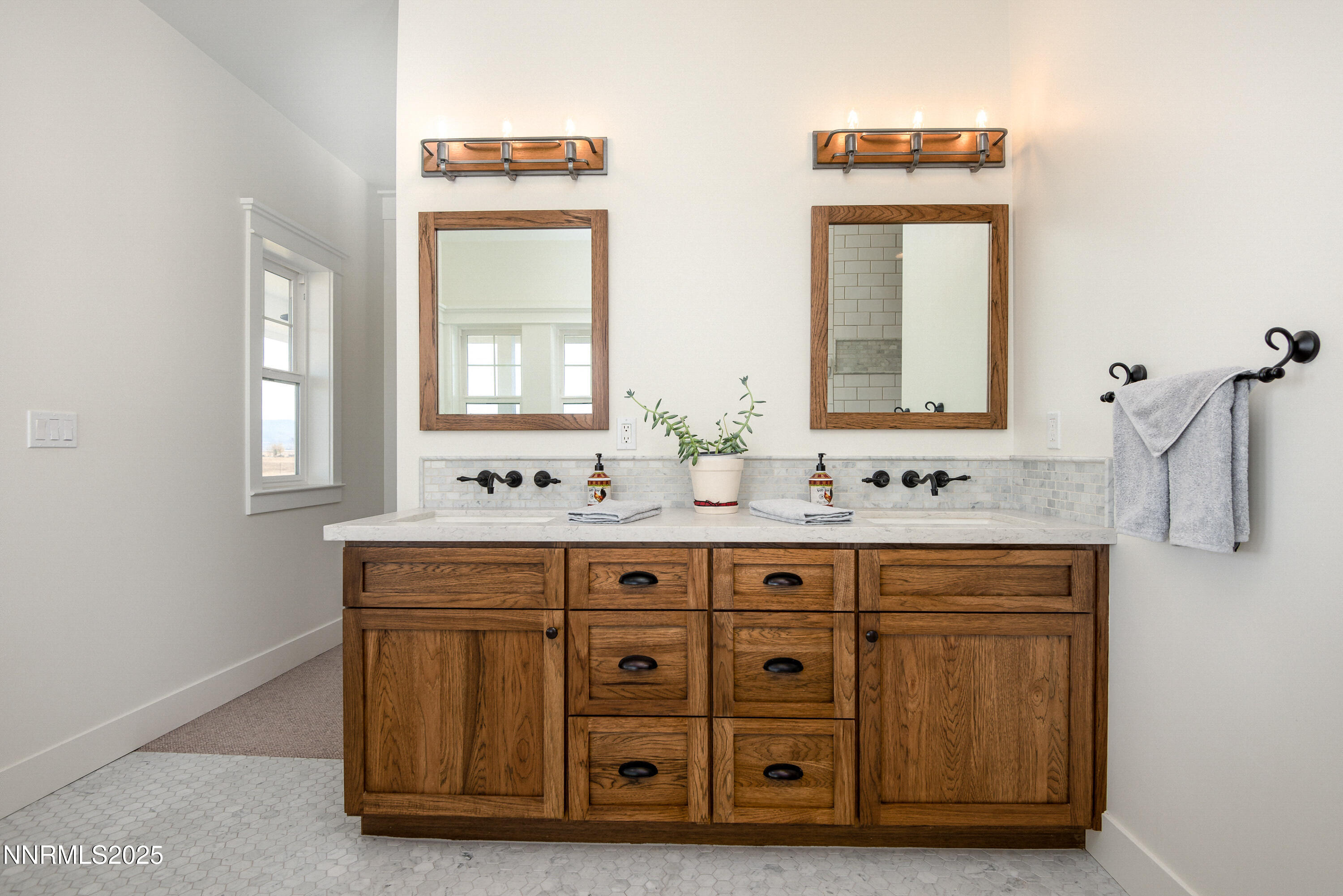 824 Eagle Meadows_-27