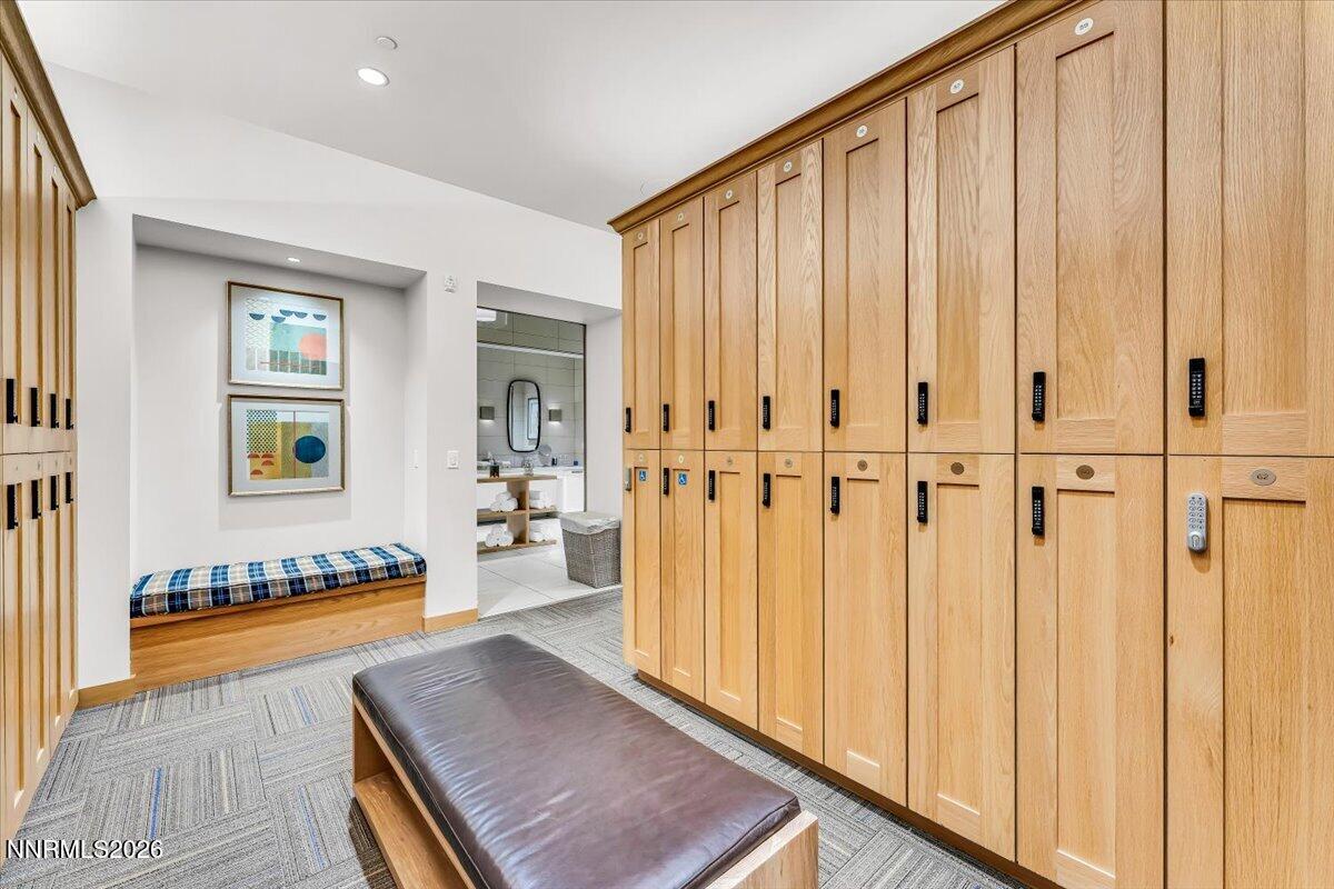 44-25 Beach Club Dr Unit 301 Stateline N