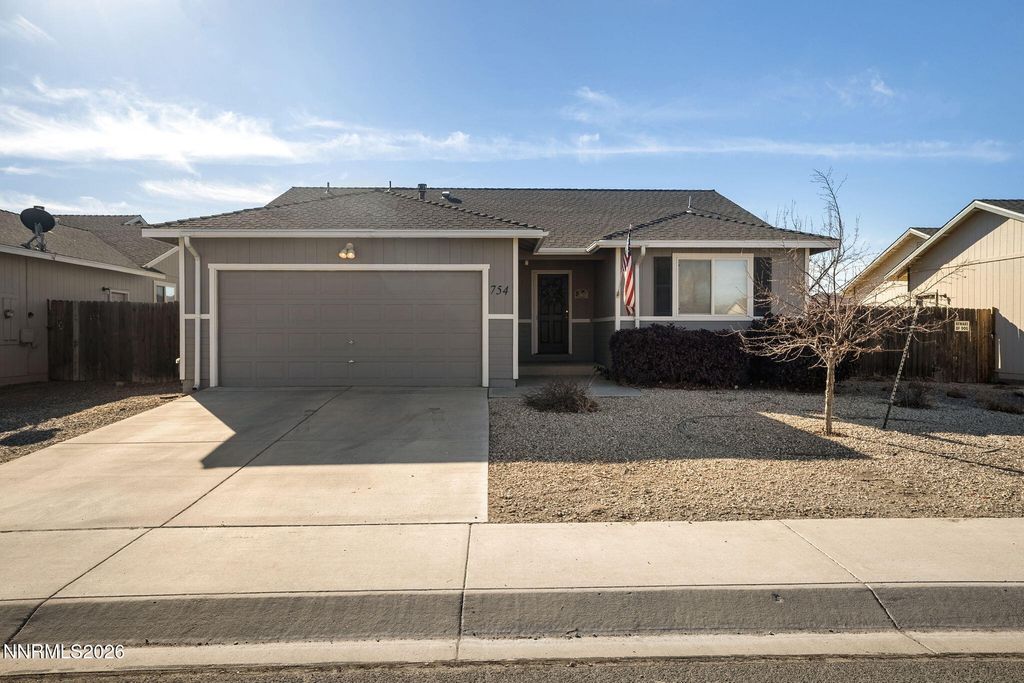 Photo of 754 Tamsen Road, Fernley, NV 89408 (MLS # 260001421)