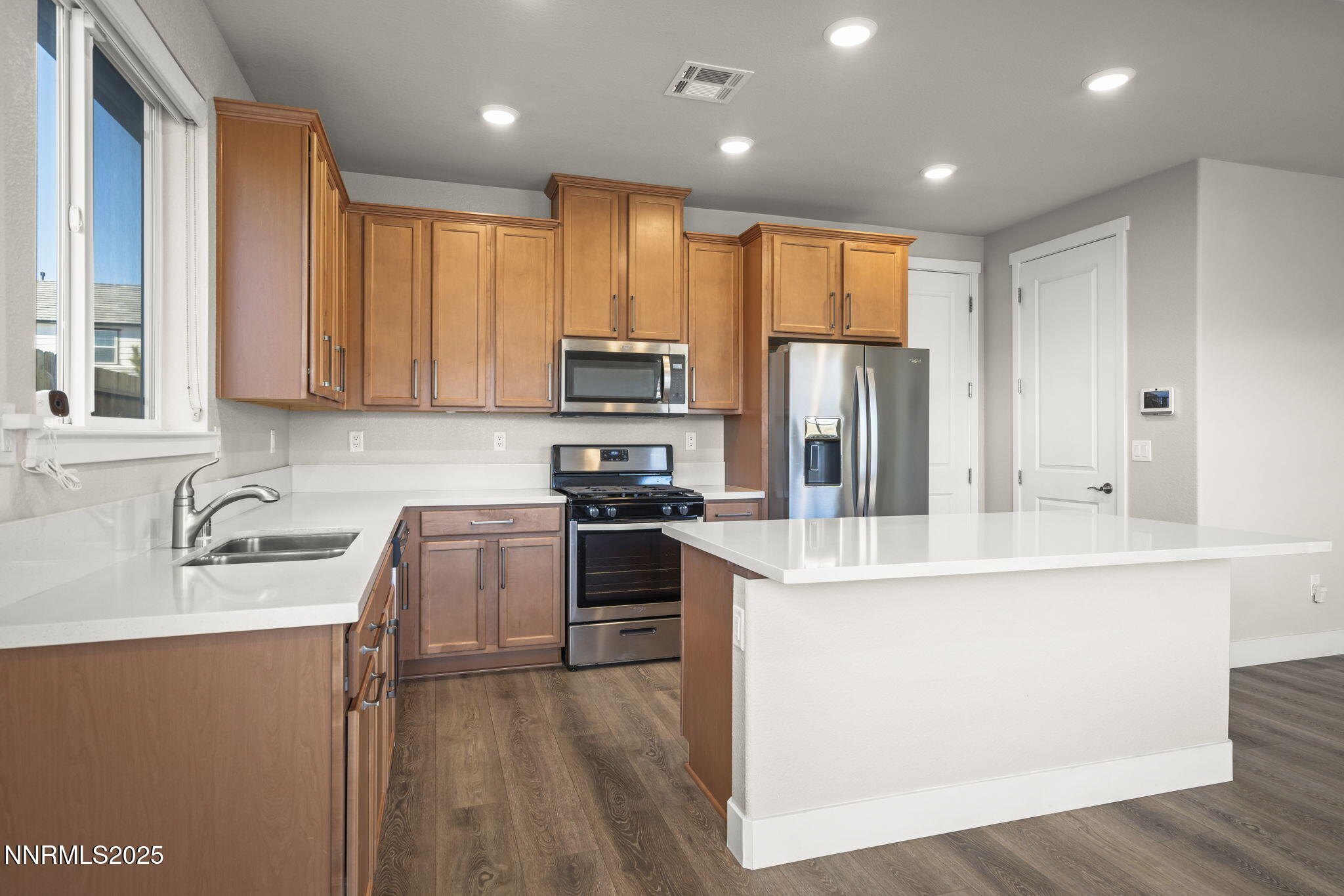 9-web-or-mls-_DSC0473