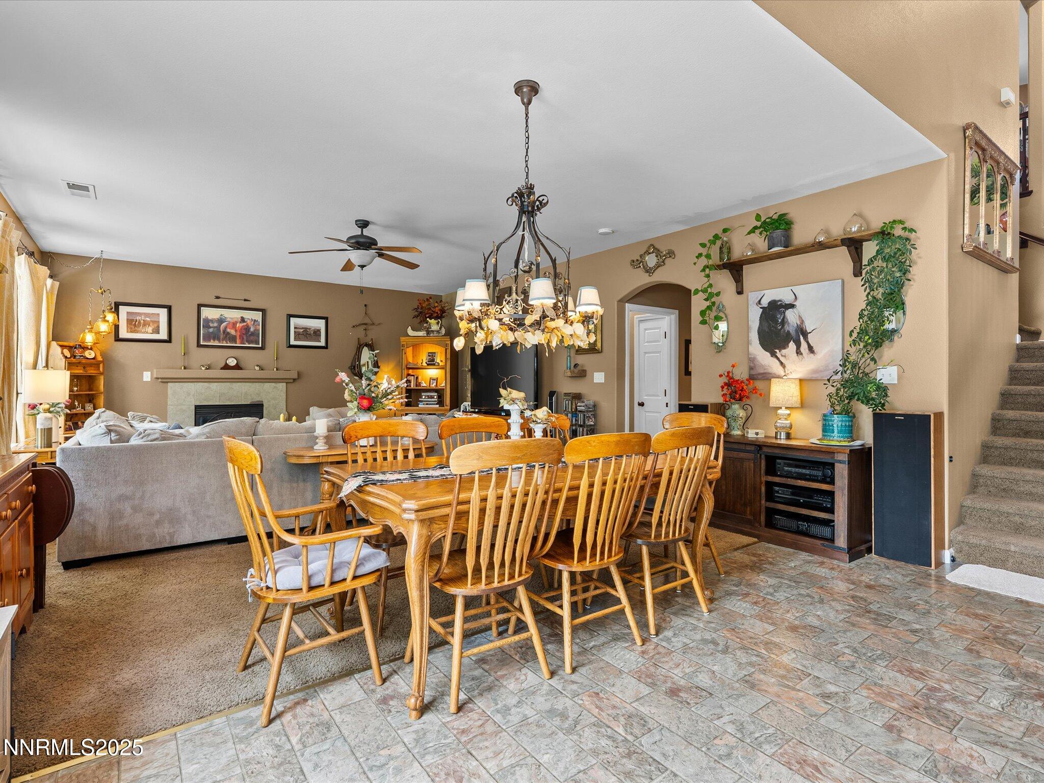 10-1353 Winnies Ln-109