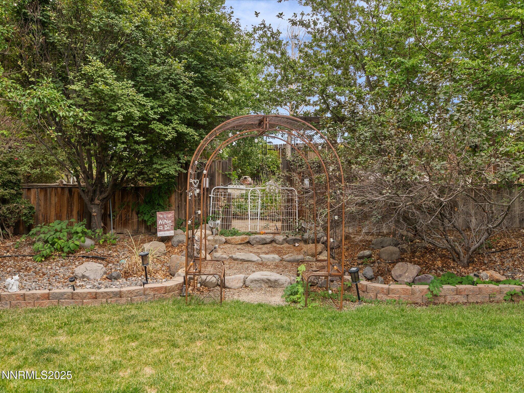 39-1353 Winnies Ln-138