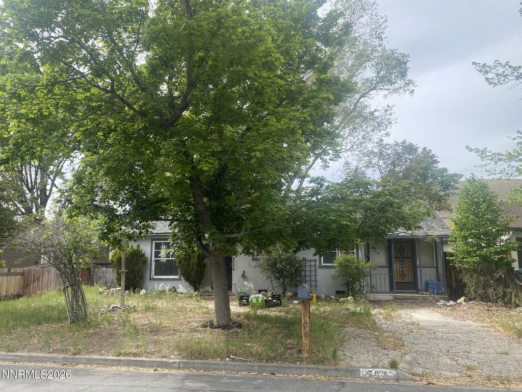 Photo of 703 Elm Street, Carson City, NV 89703 (MLS # 260005461)