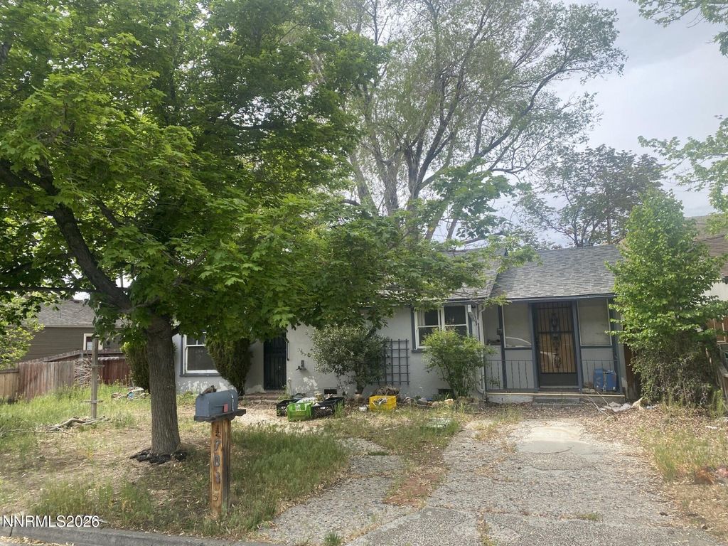 Photo of 703 Elm Street, Carson City, NV 89703 (MLS # 260005461)