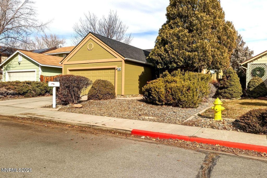 Photo of 2206 Morninglory Drive, Sparks, NV 89434 (MLS # 260001024)