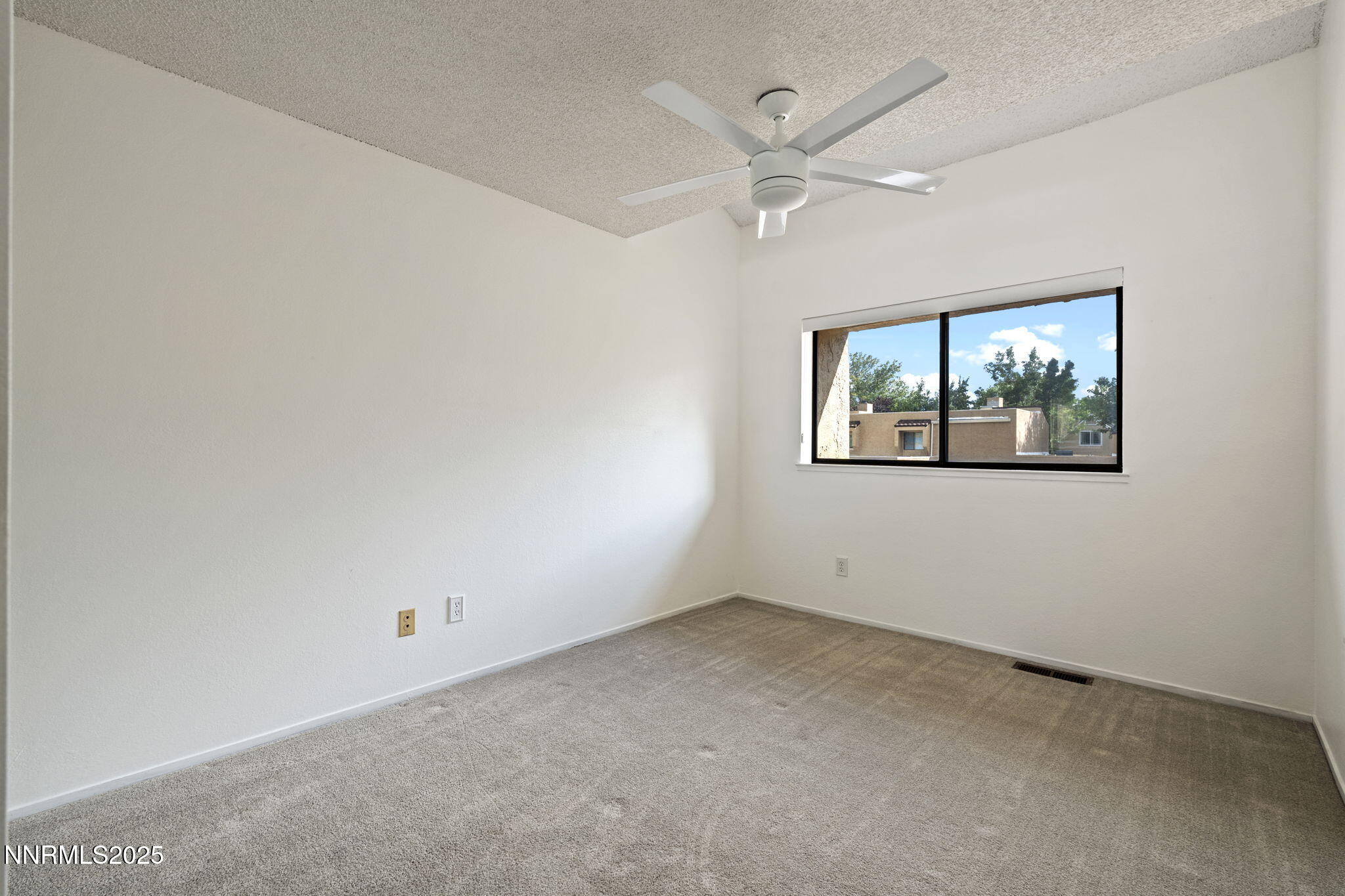 20-web-or-mls-DSC09683