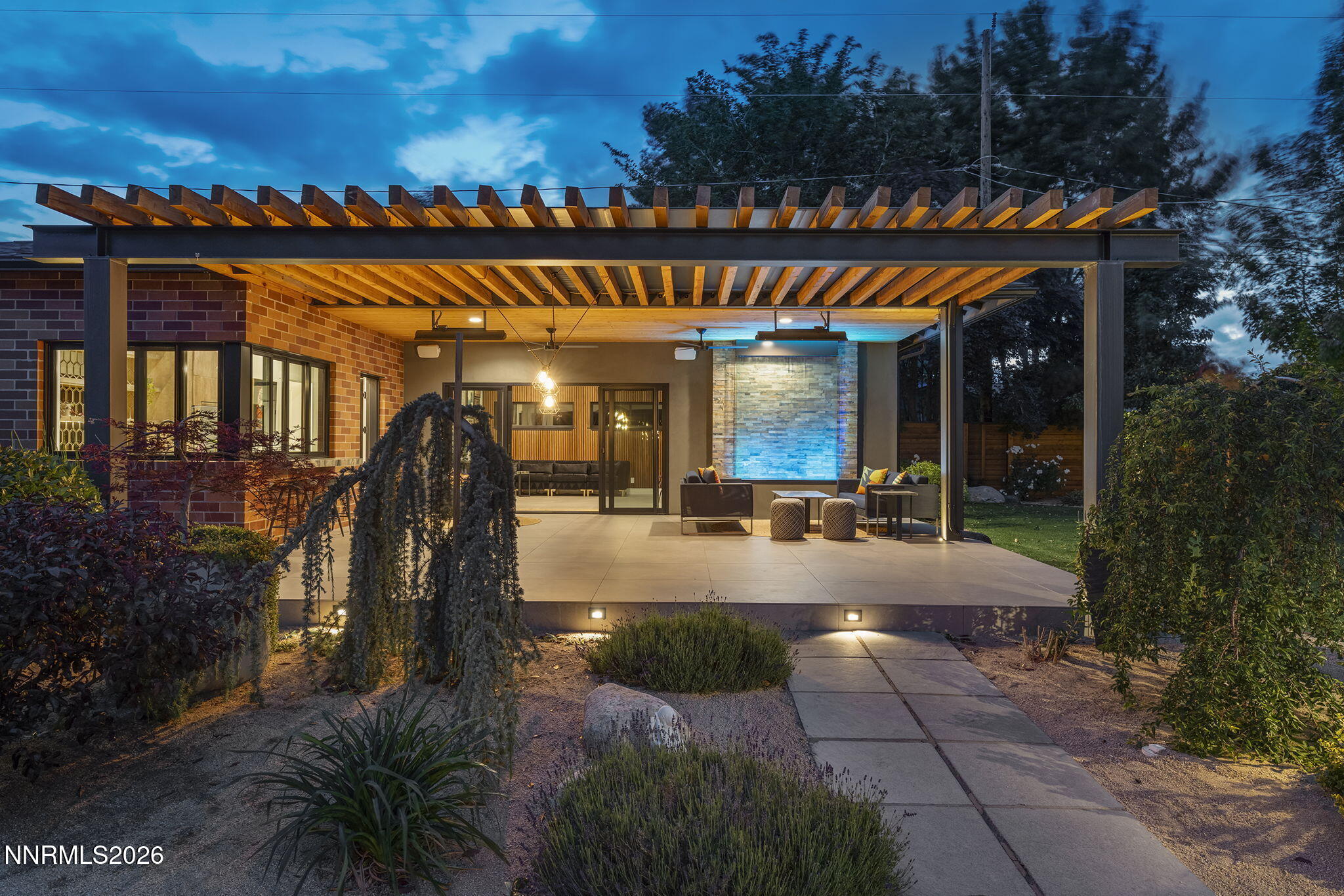 1155 Sharon Way