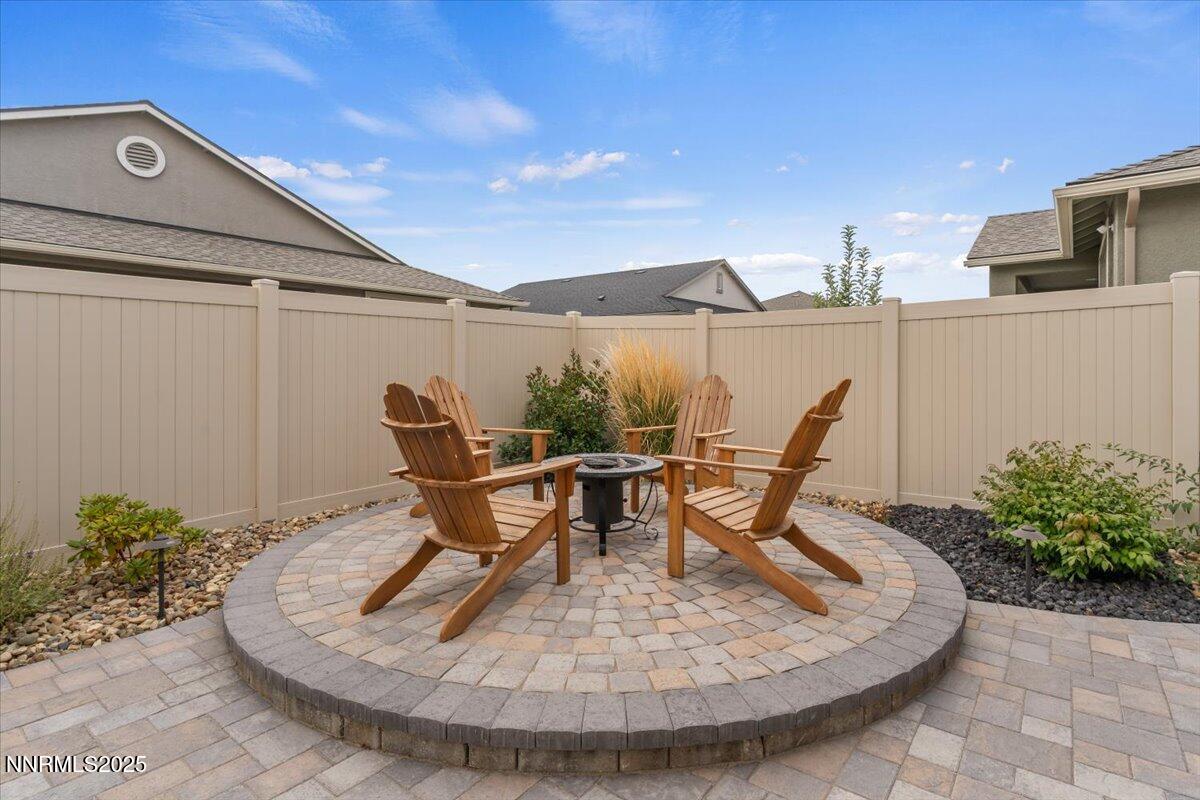 38-11204 Freedom Range Lane Reno NV 8952