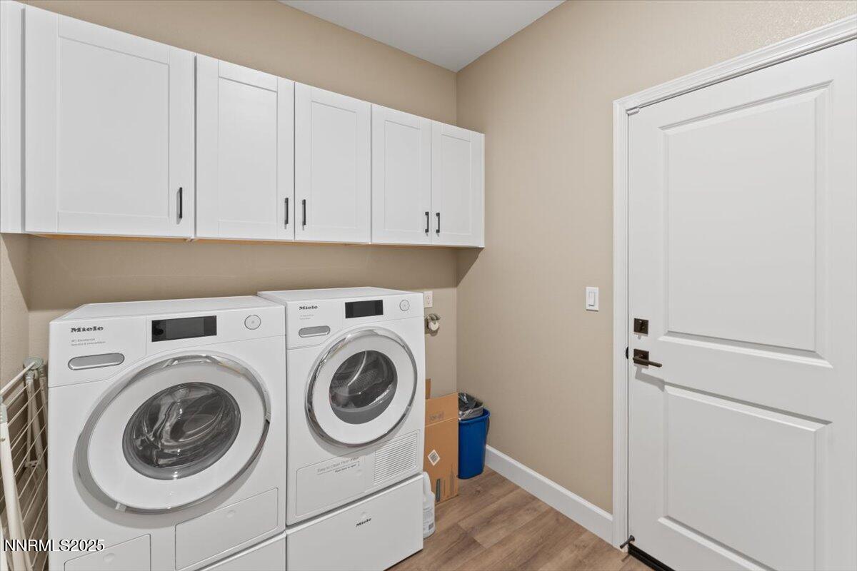 28-11204 Freedom Range Lane Reno NV 8952