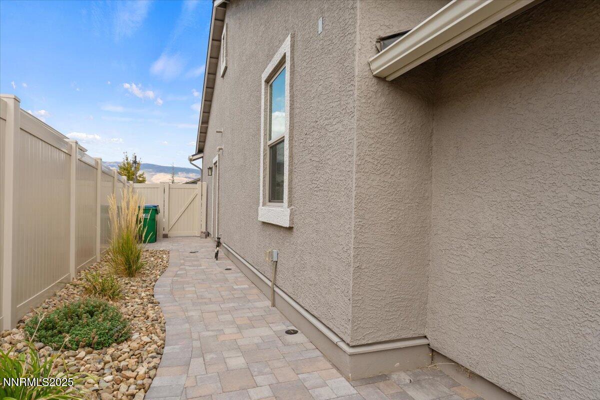 41-11204 Freedom Range Lane Reno NV 8952