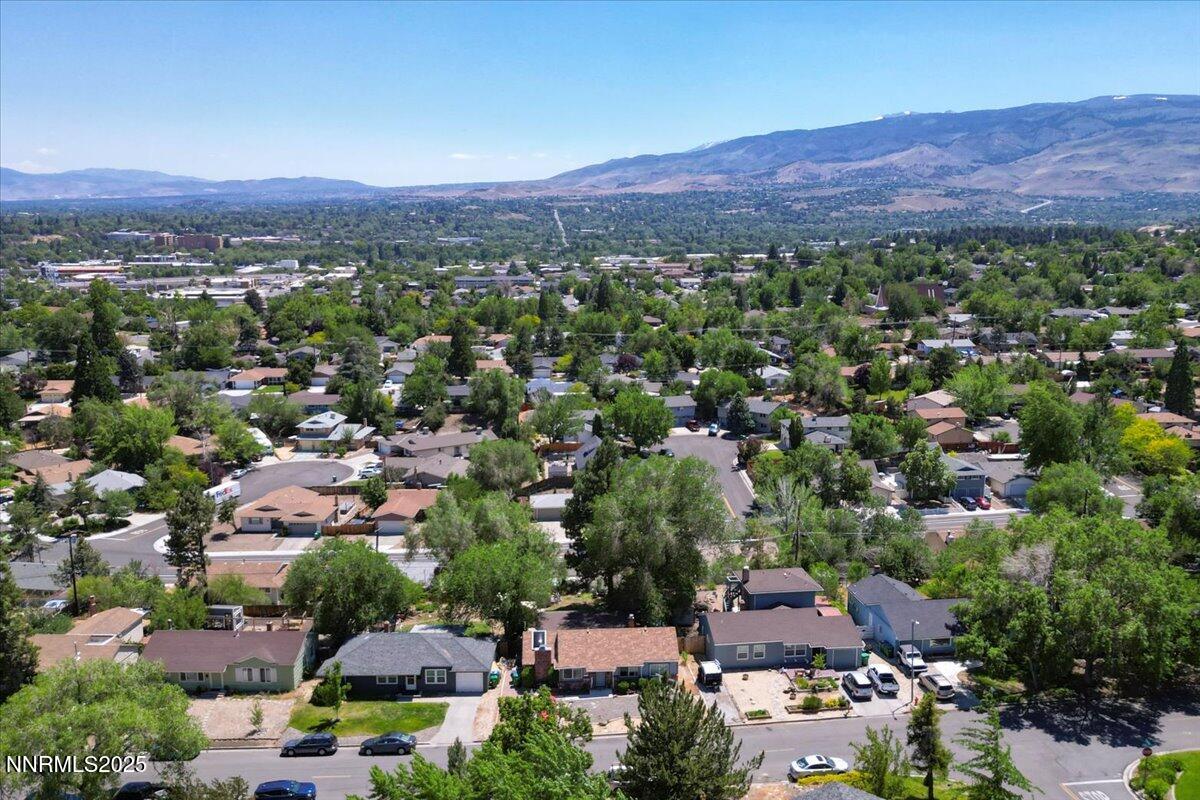 21-1375 Wesley Reno NV (21 of 29)