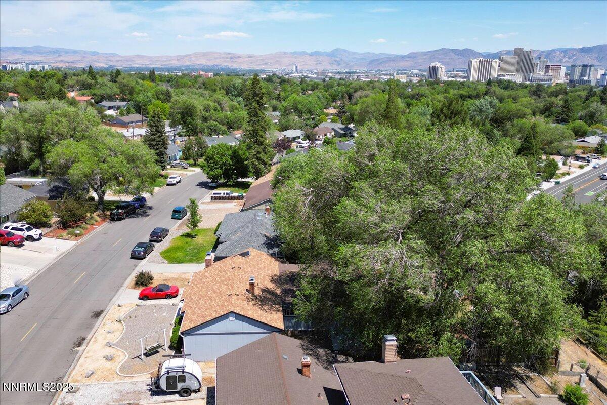 15-1375 Wesley Reno NV (15 of 29)