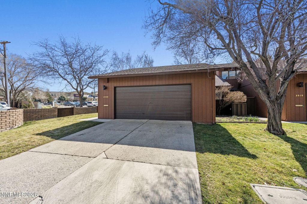 Photo of 2008 Sunburst Way, Reno, NV 89509 (MLS # 260002360)