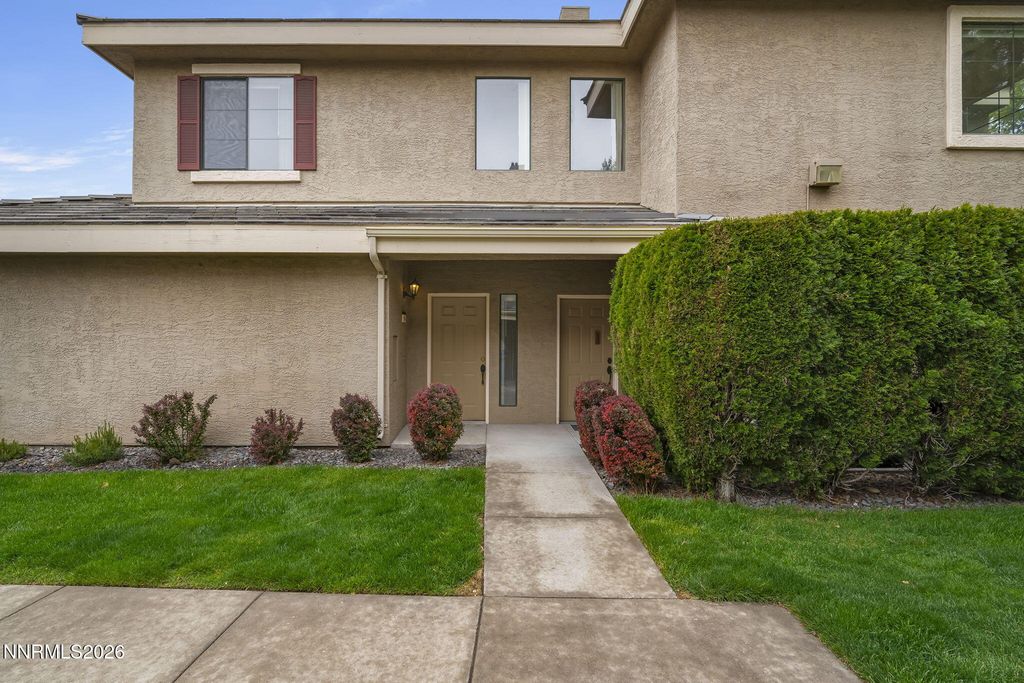 Photo of 900 South Meadows Parkway #APT 424, Reno, NV 89521 (MLS # 260005039)