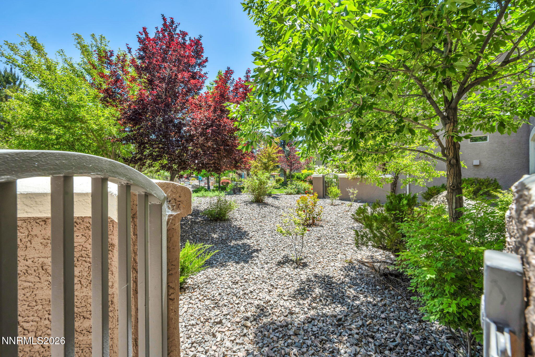 38-web-or-mls-2900-wilbur-may-pkwy-2801