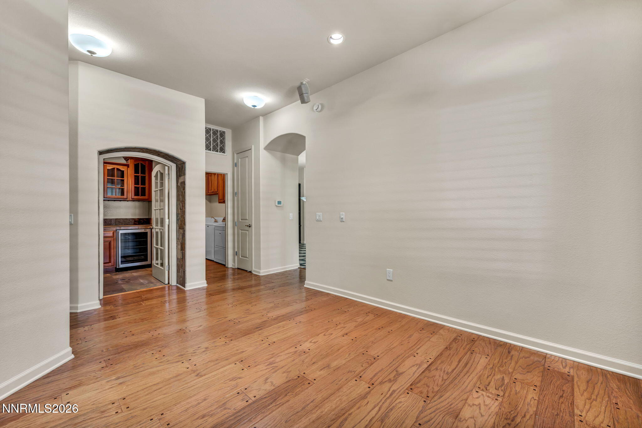 55-web-or-mls-2900-wilbur-may-pkwy-2801