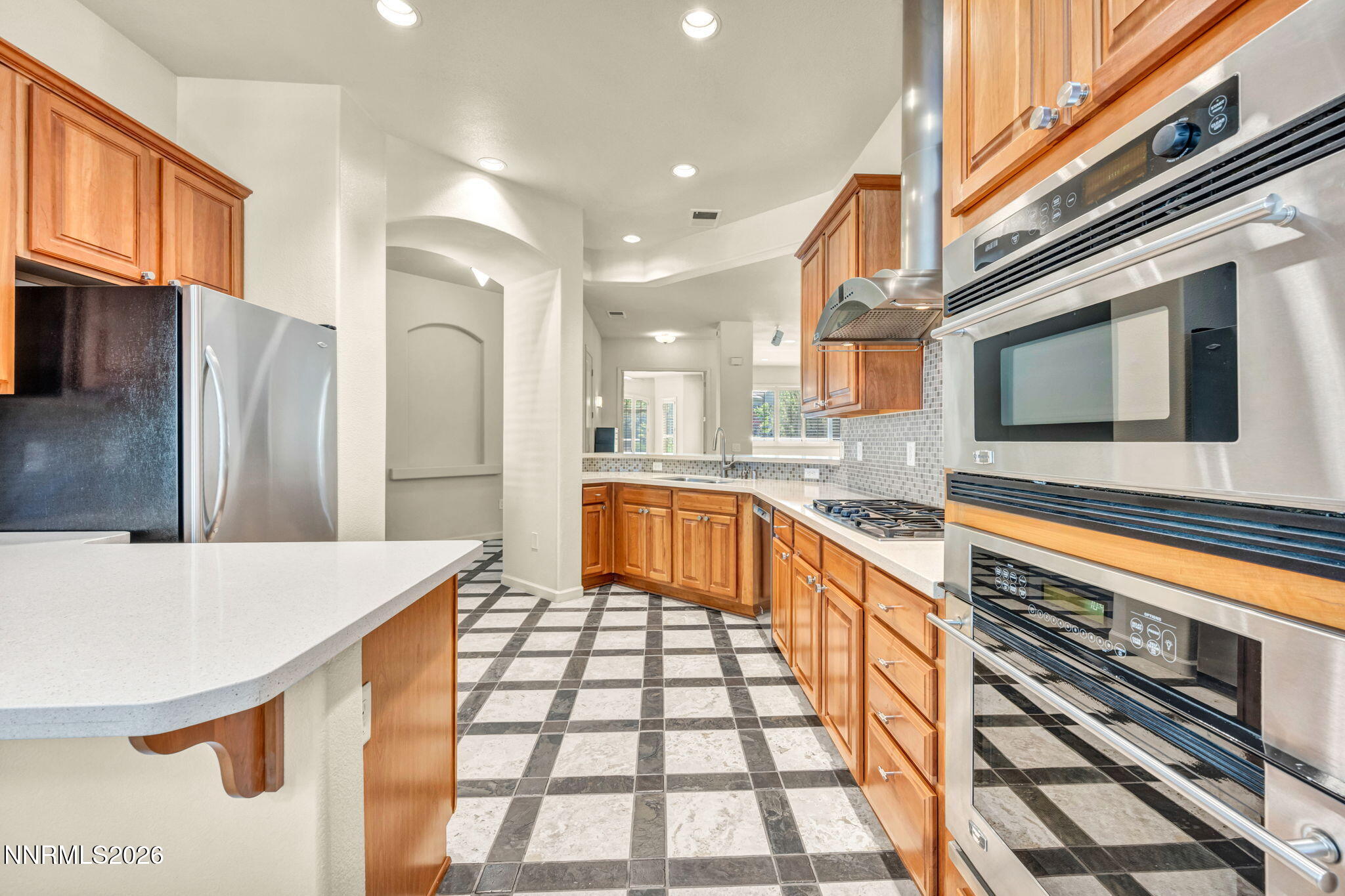 72-web-or-mls-2900-wilbur-may-pkwy-2801