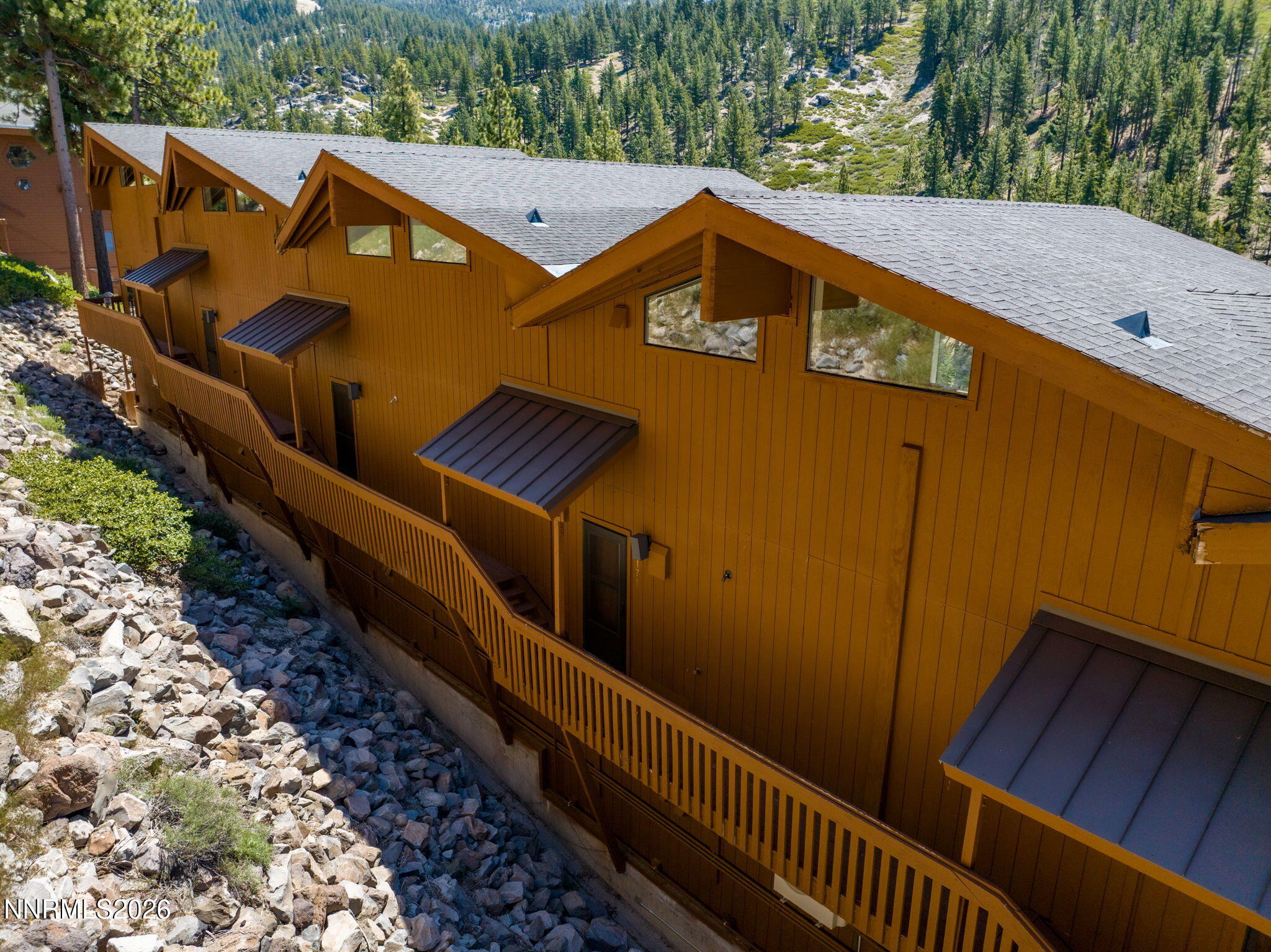 20-web-or-mls-400 Fairview Drone