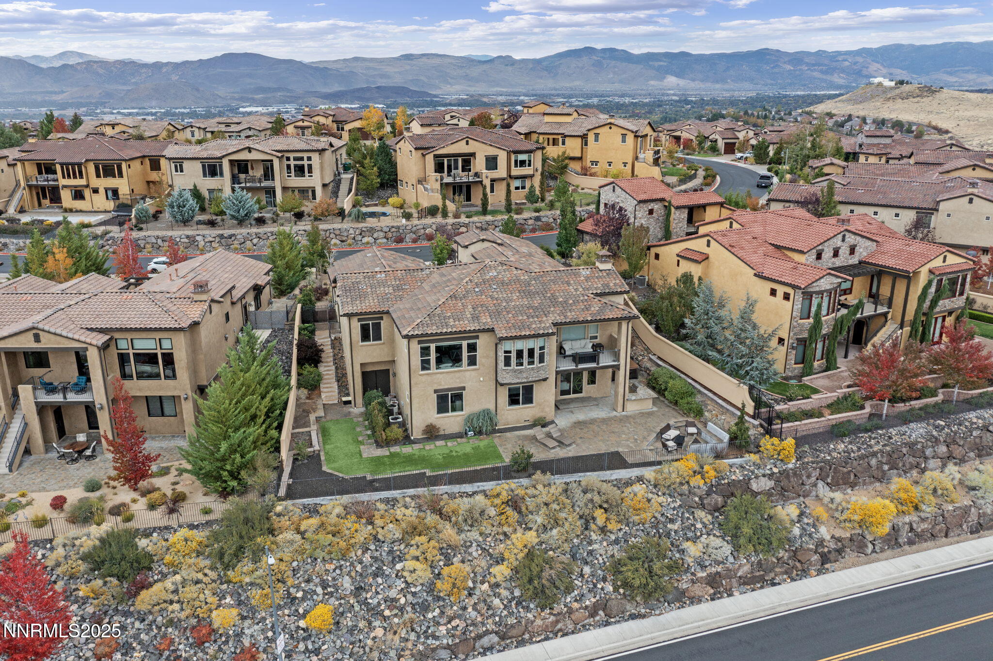 63-web-or-mls-DJI_0100