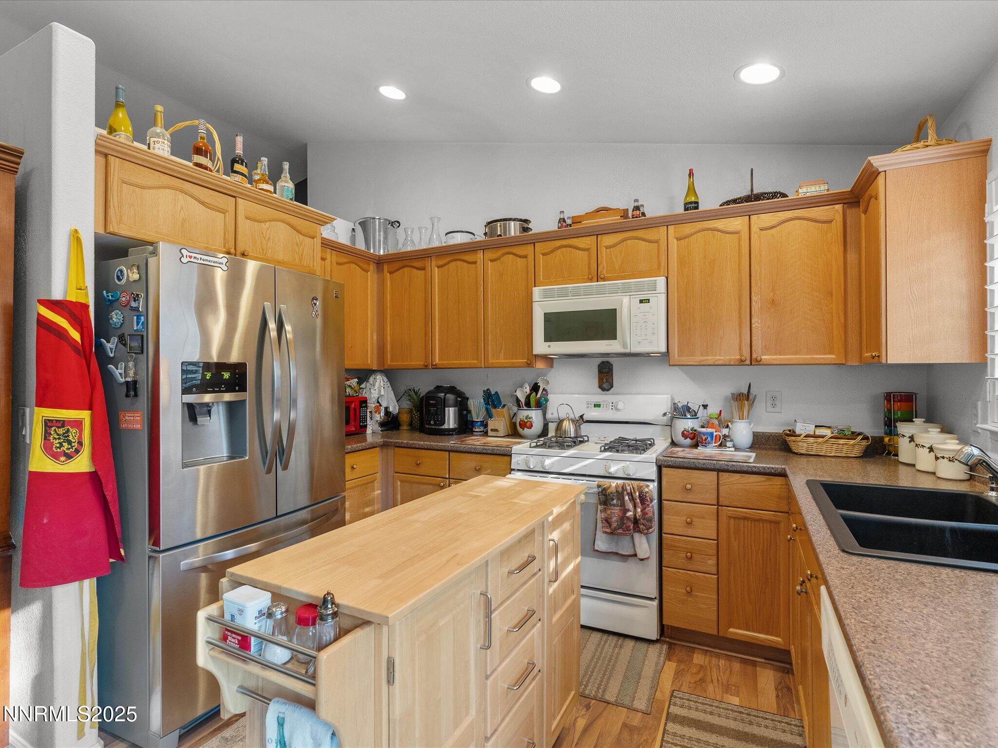 14-9493 Long River Dr-113