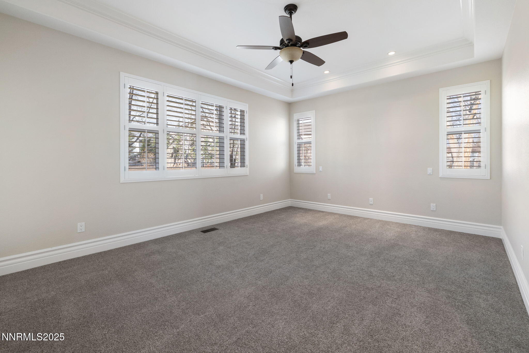 42-web-or-mls-505 Sierra Manor-12