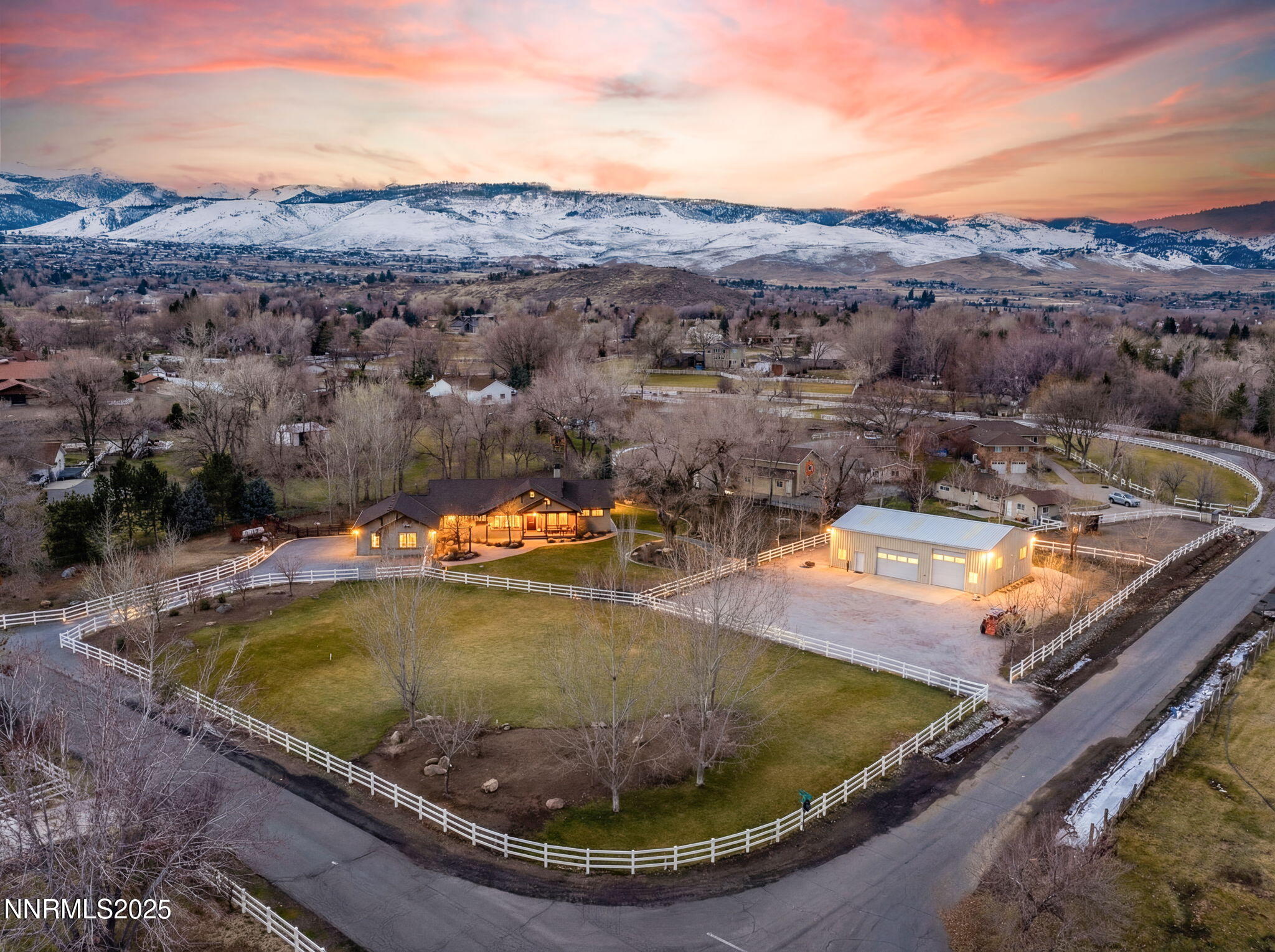 55-web-or-mls-505 Sierra Manor twilight-