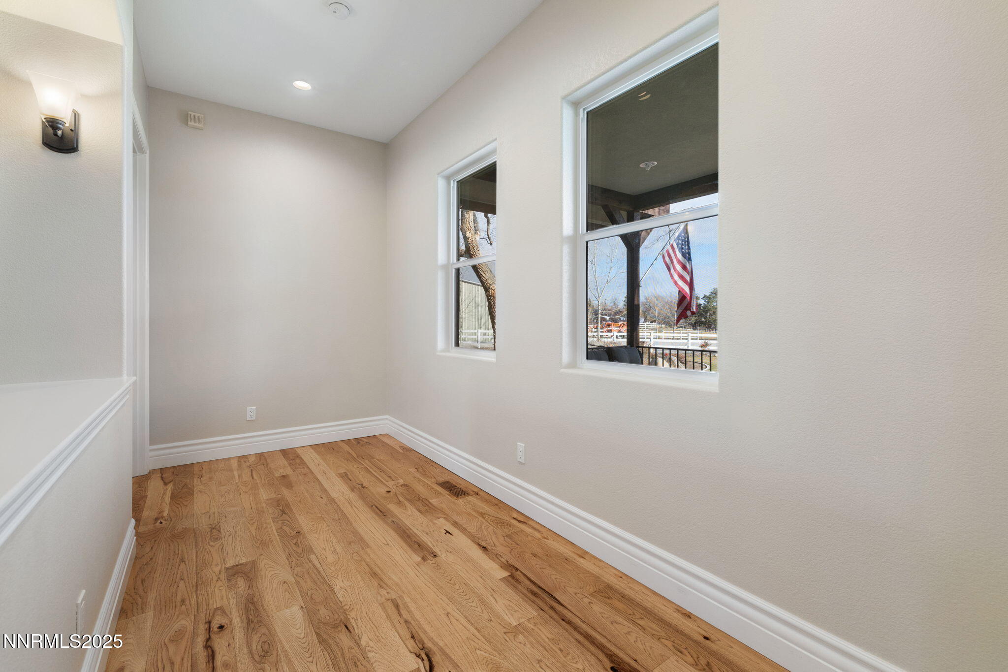 43-web-or-mls-505 Sierra Manor-11