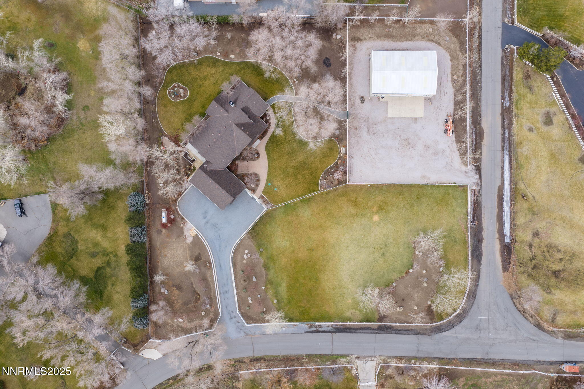 63-web-or-mls-505 Sierra Manor Drone-4