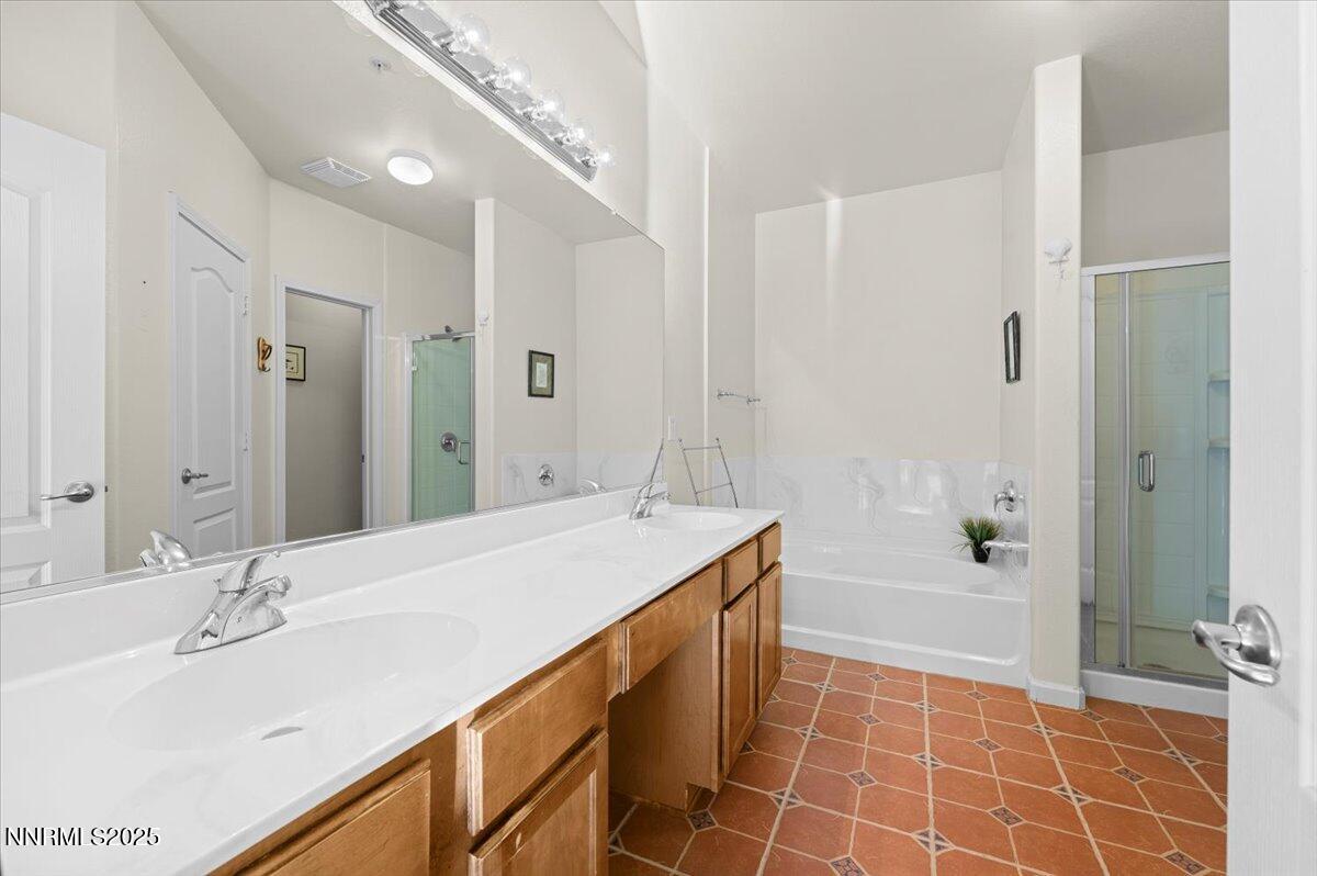 Primary Ensuite Bath