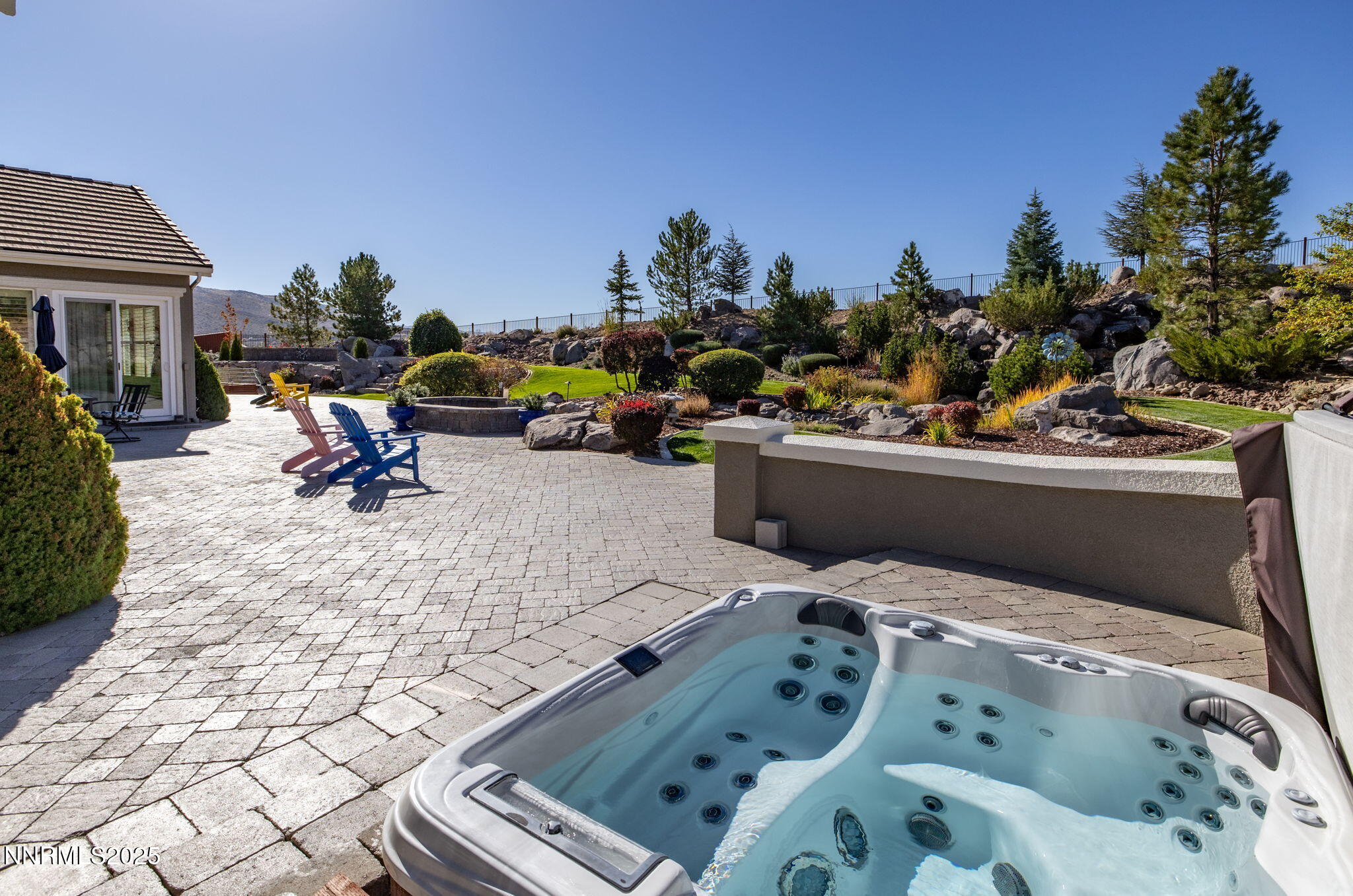 37-web-or-mls-5360 Biarritz exterior-9