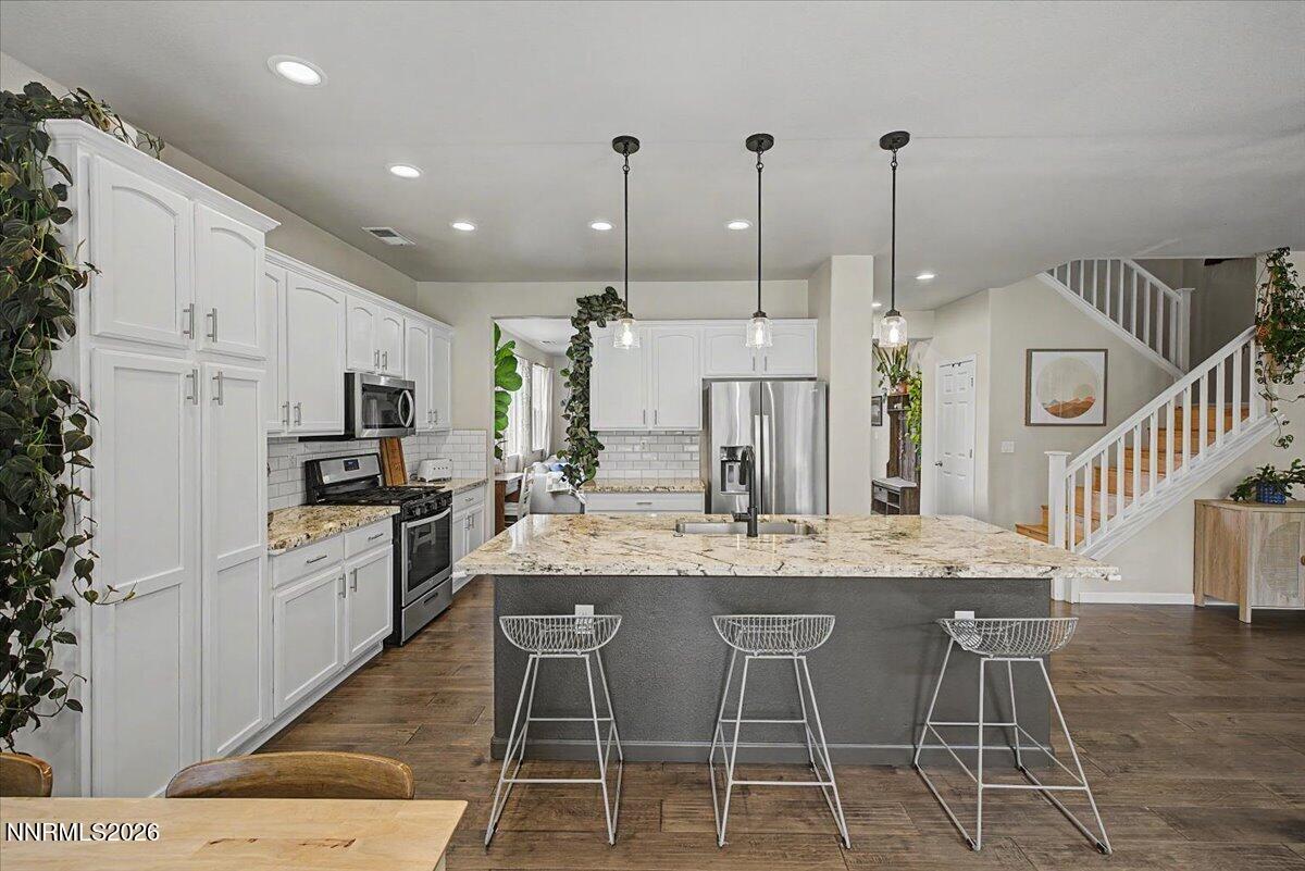 866 N University Park Loop