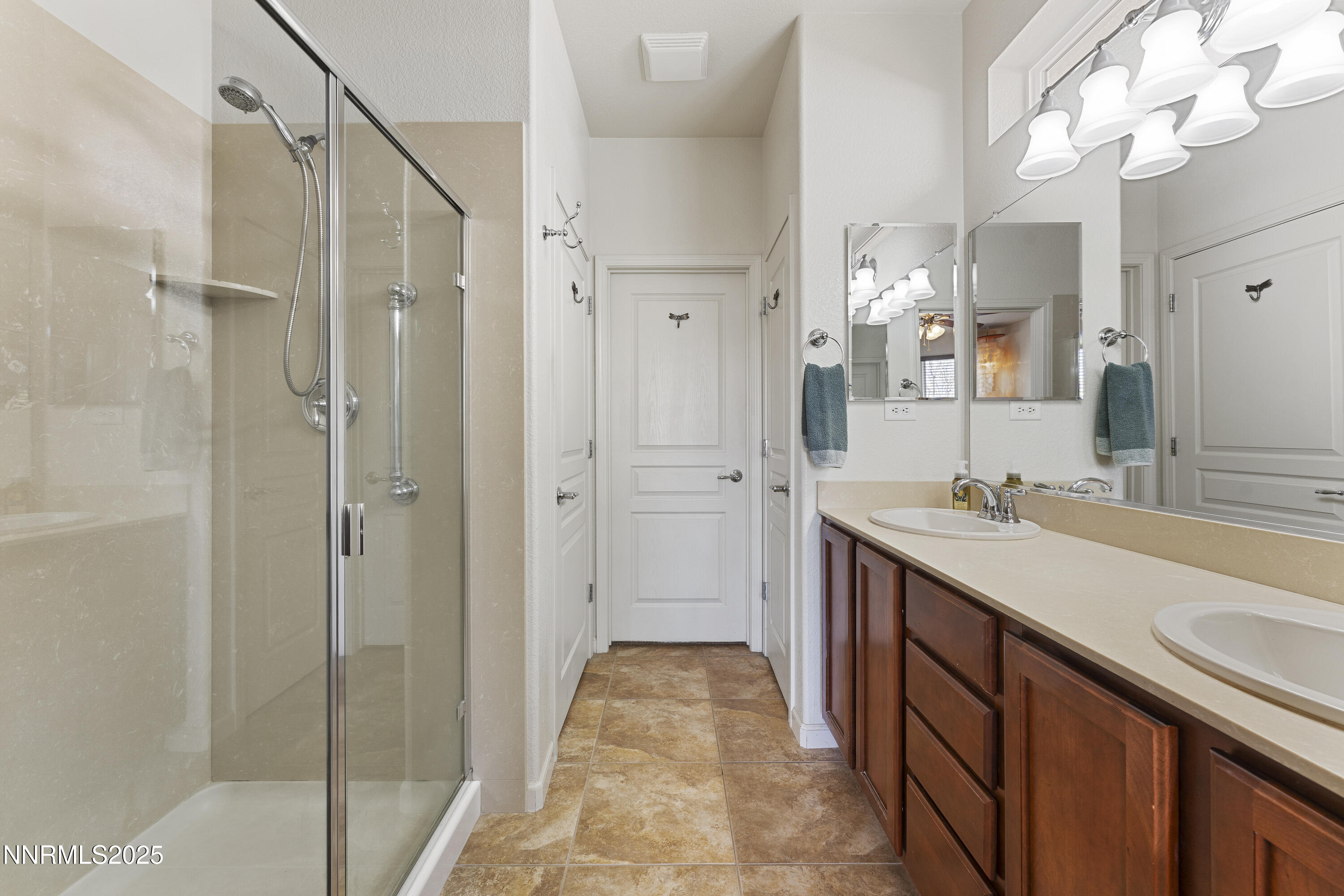 27-1170 E Del Webb Parkway Reno NV 89523