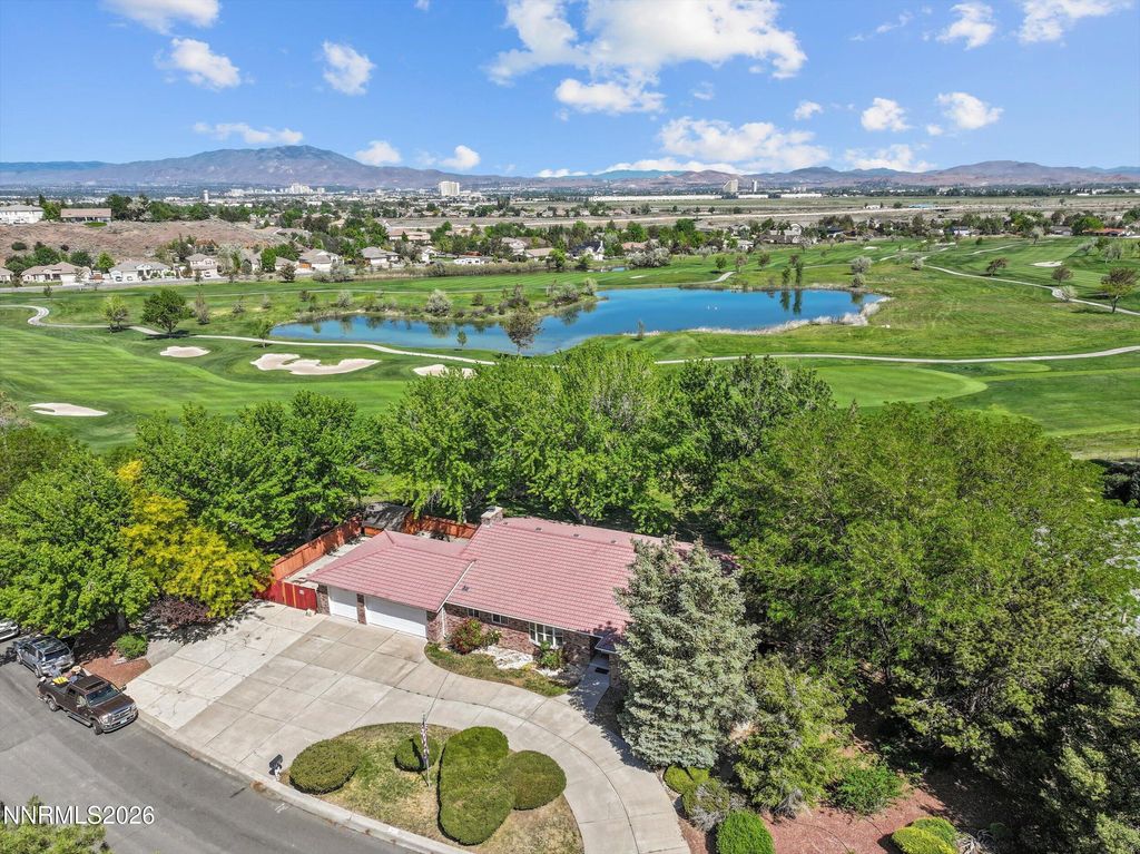 Photo of 5015 Carnoustie Drive, Reno, NV 89502 (MLS # 260006158)
