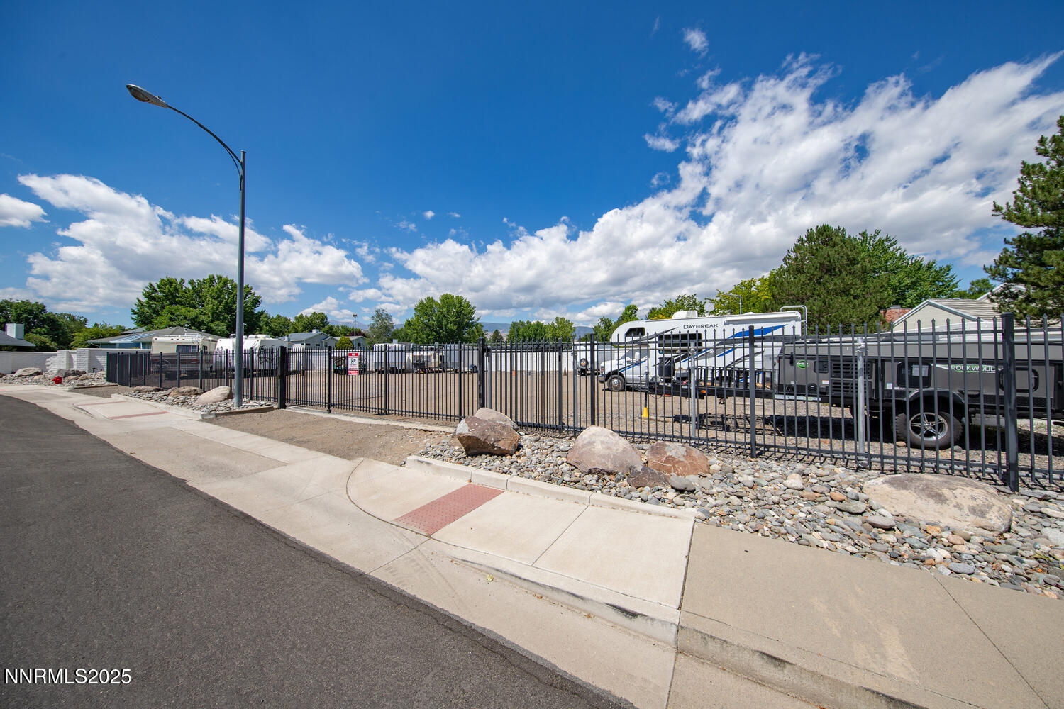 831 Blue Falls Pl Reno NV-large-057-008-