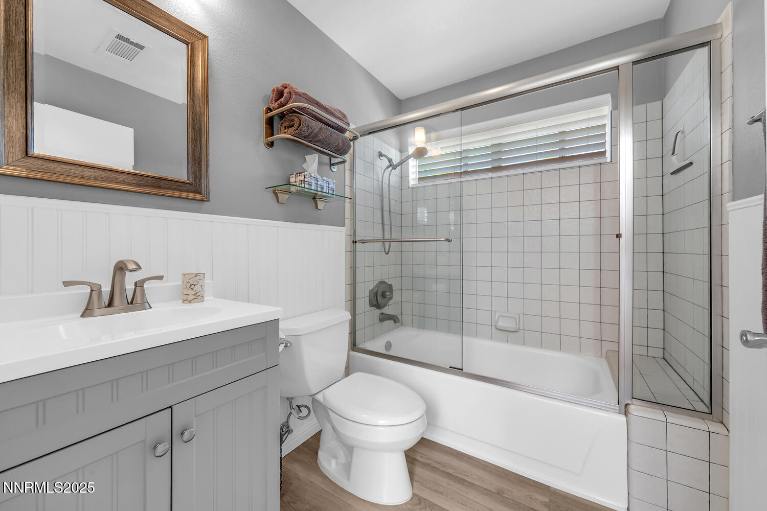 831 Blue Falls Pl Reno NV-large-027-031-