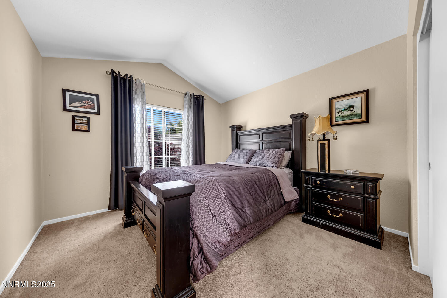 831 Blue Falls Pl Reno NV-large-028-033-