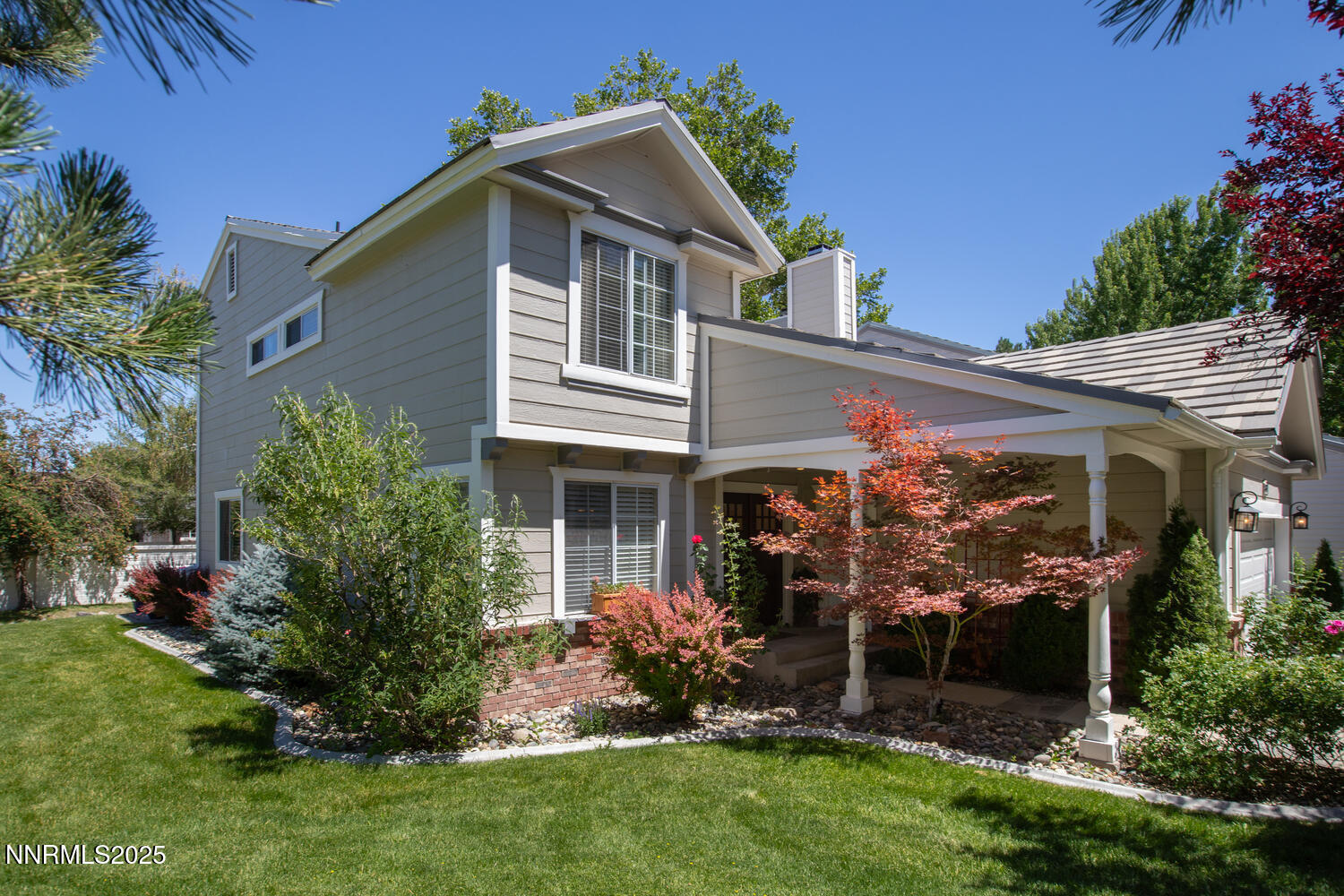 831 Blue Falls Pl Reno NV-large-038-030-